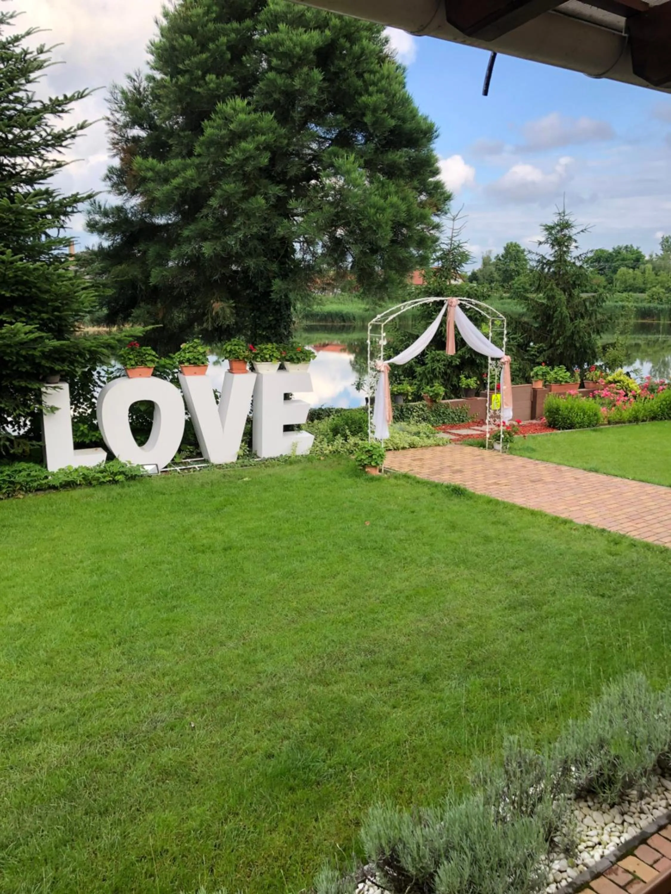 Property building in Székely Fogadó Self Check In Hotel Guesthouse