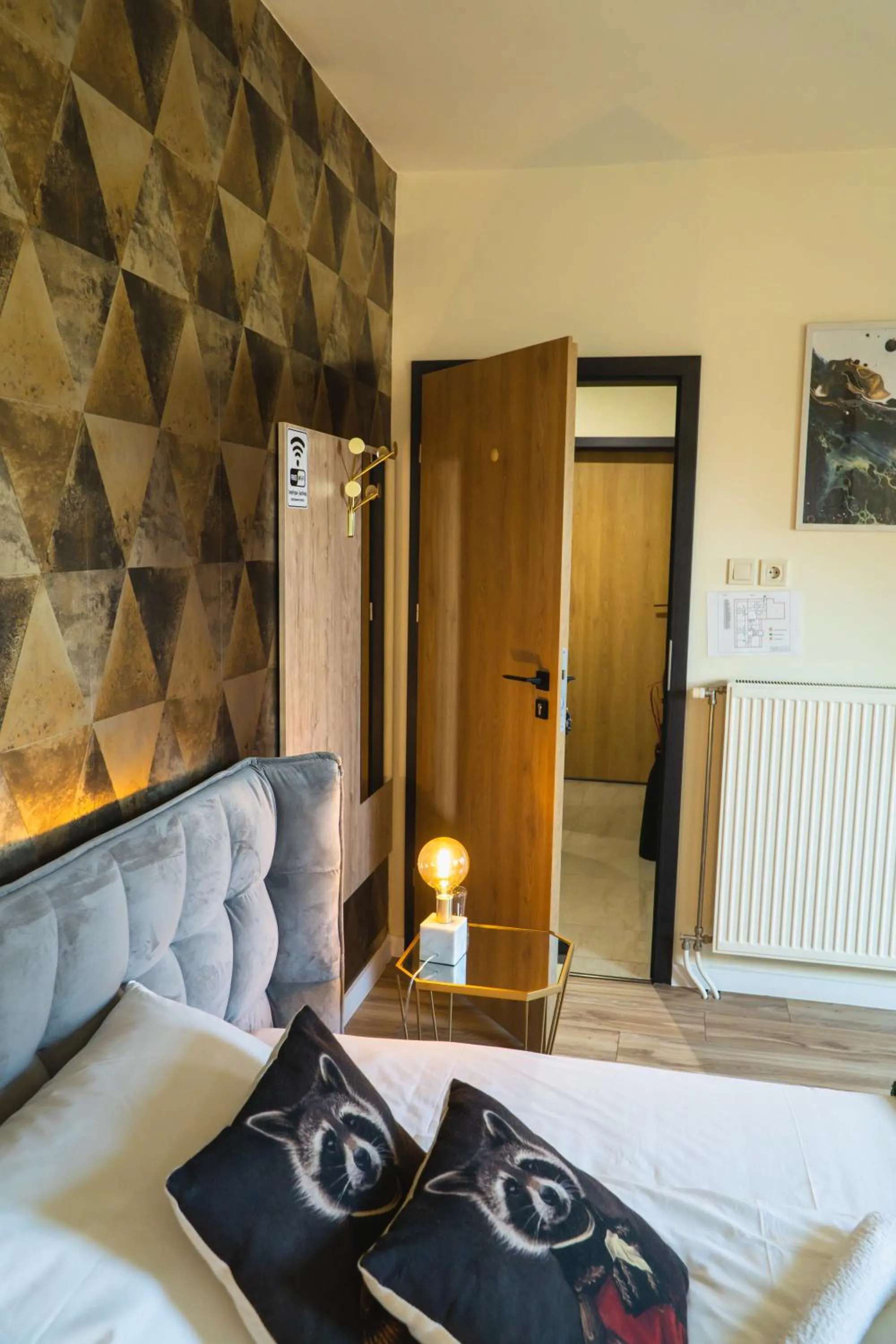 Bed in Székely Fogadó Self Check In Hotel Guesthouse