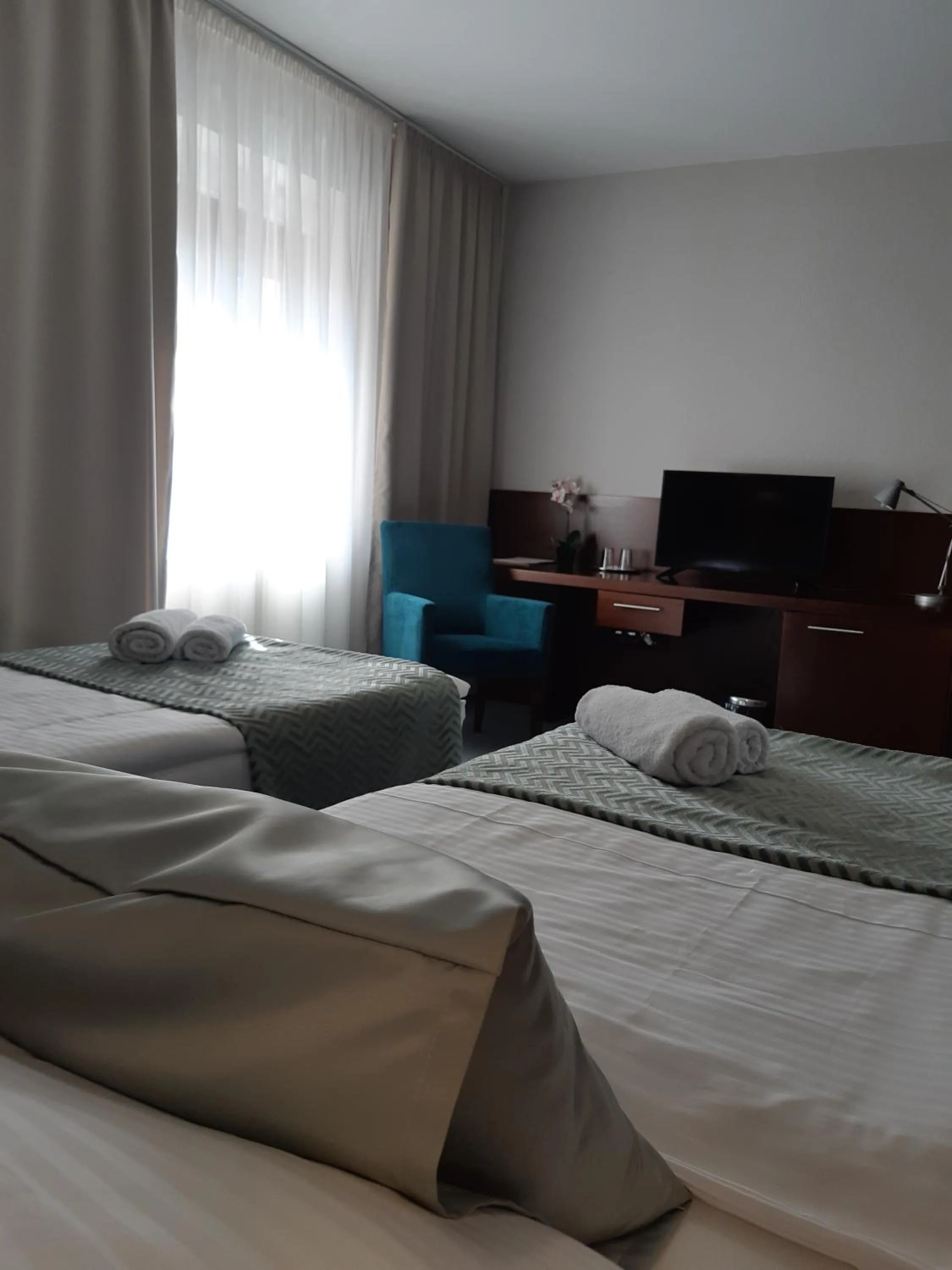 Photo of the whole room, Bed in LONDON Boutique hotel & Restaurant