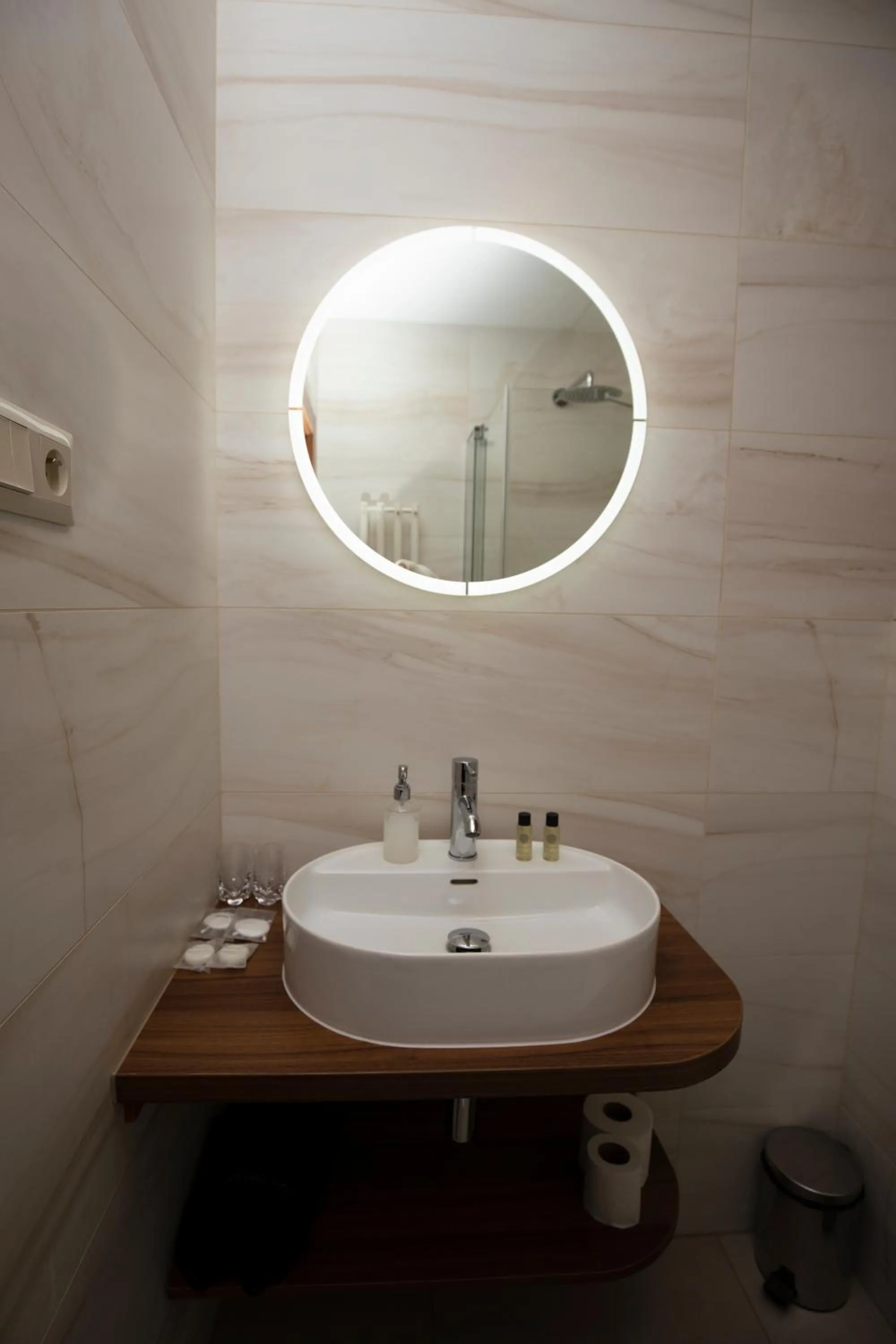 Bathroom in LONDON Boutique hotel & Restaurant