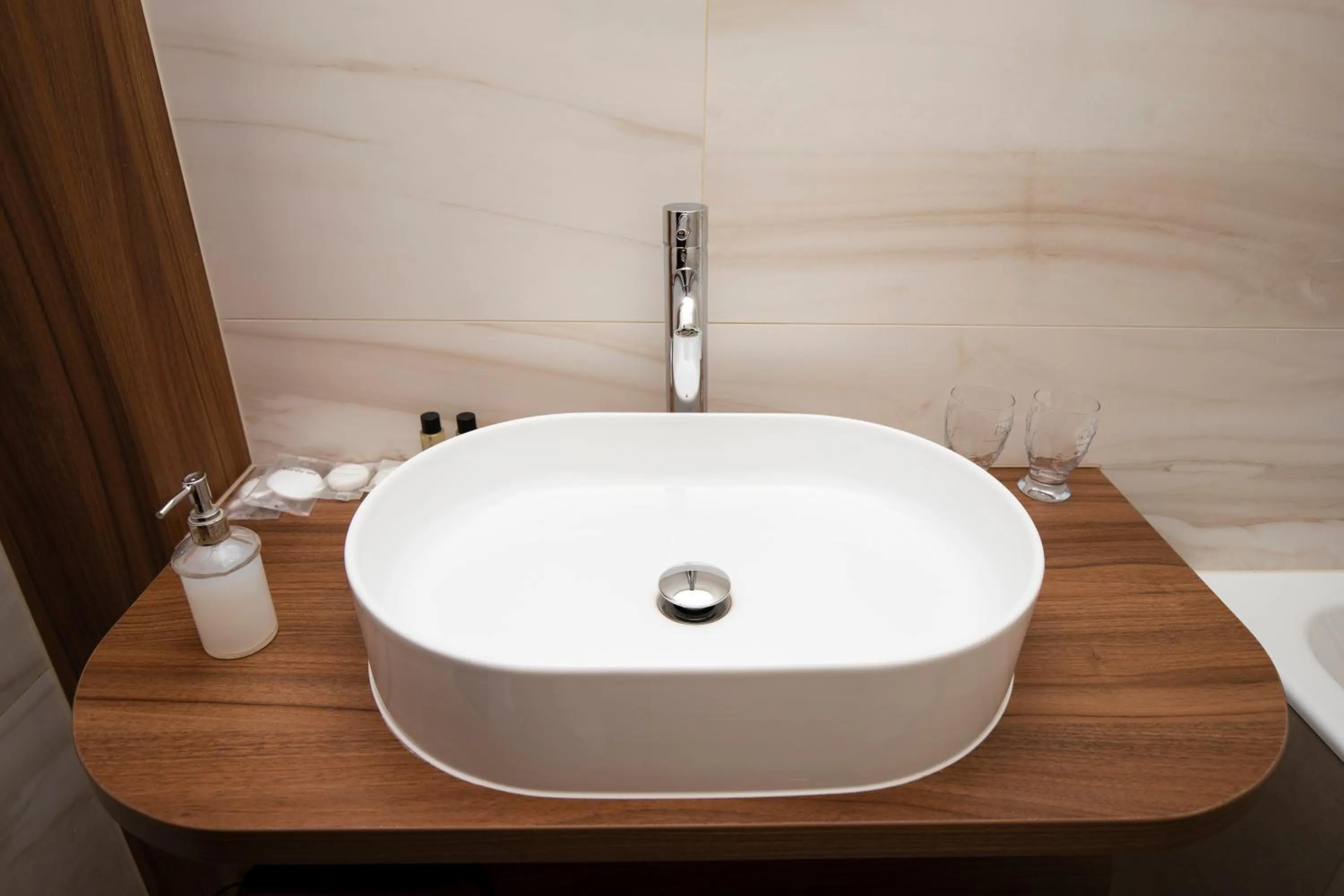 Bathroom in LONDON Boutique hotel & Restaurant