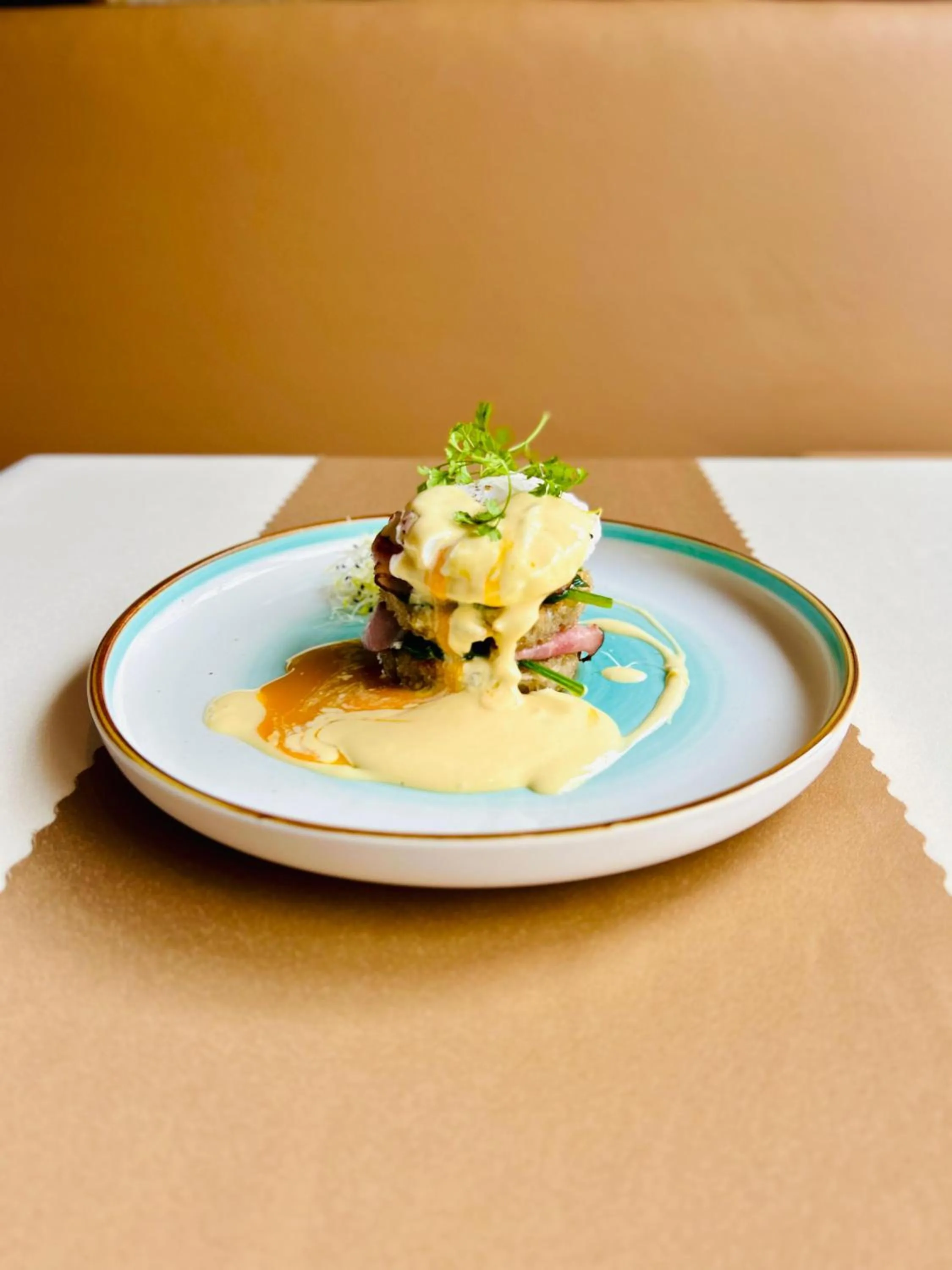 Breakfast in LONDON Boutique hotel & Restaurant