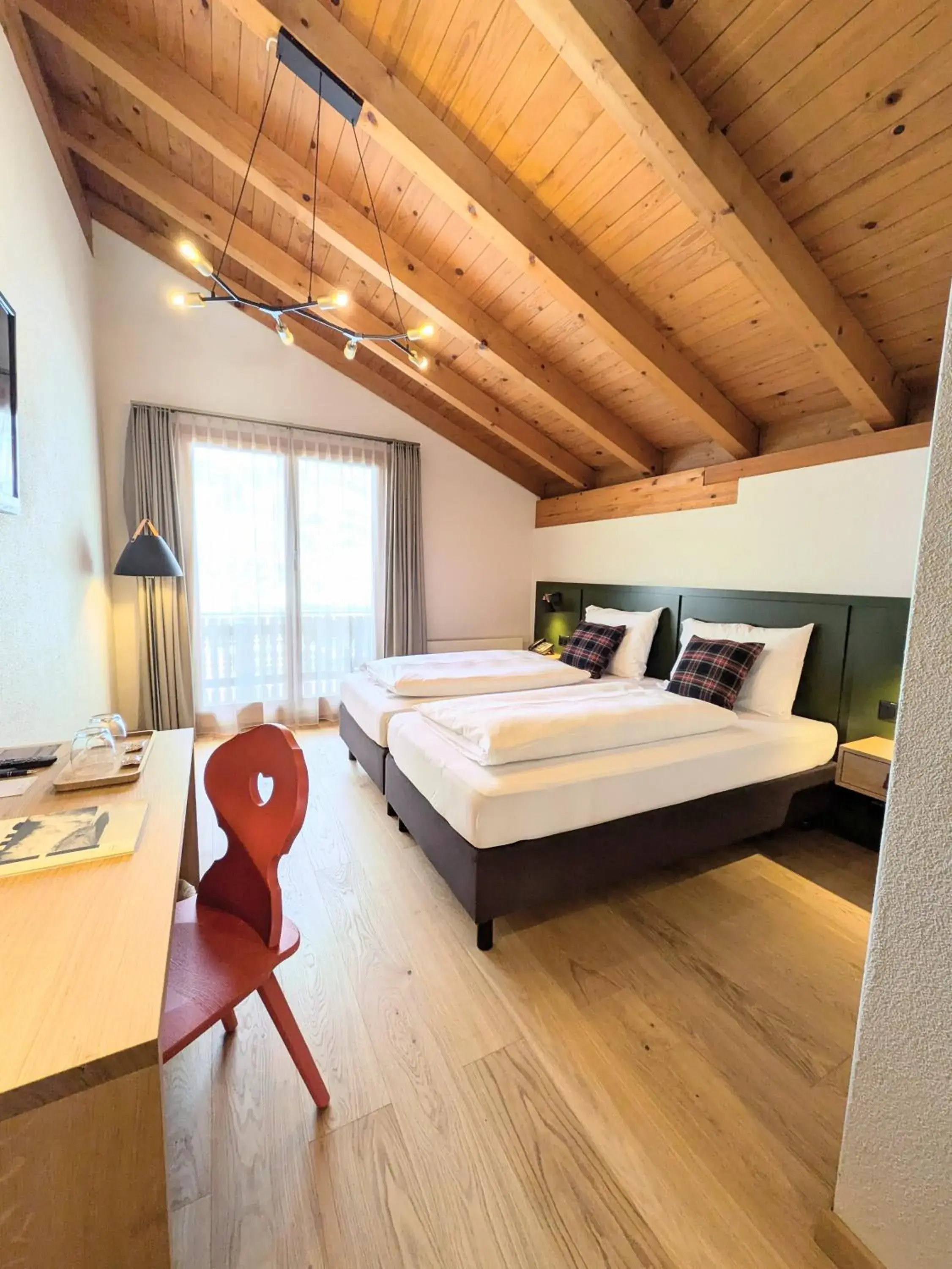 Deluxe Double Room with Balcony in Hotel Sonnwendhof Engelberg Deluxe Double Room with Balcony in Hotel Sonnwendhof Engelberg