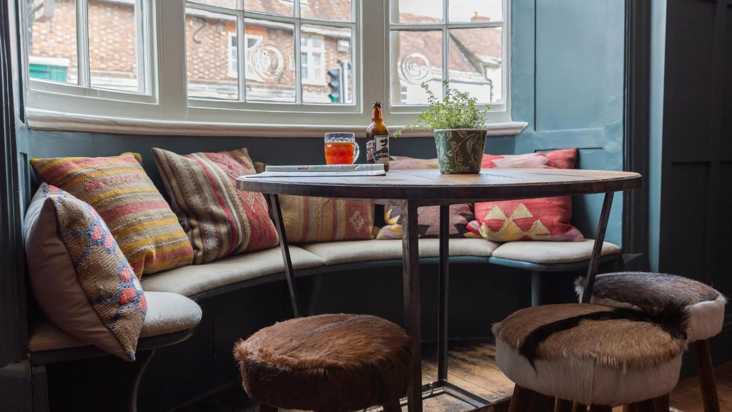 Lounge or bar in The Bear Hotel