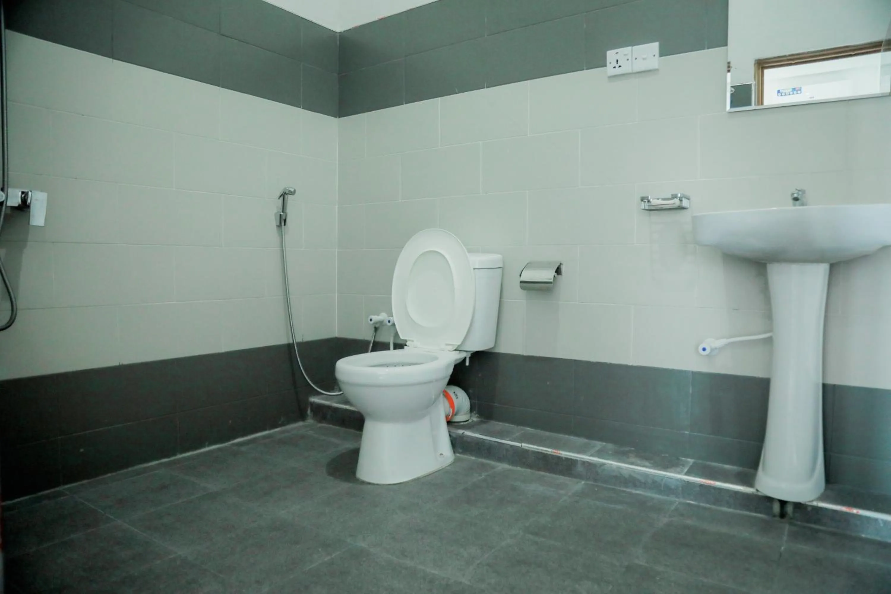 Bathroom in Araliya Lagoon Park Resort