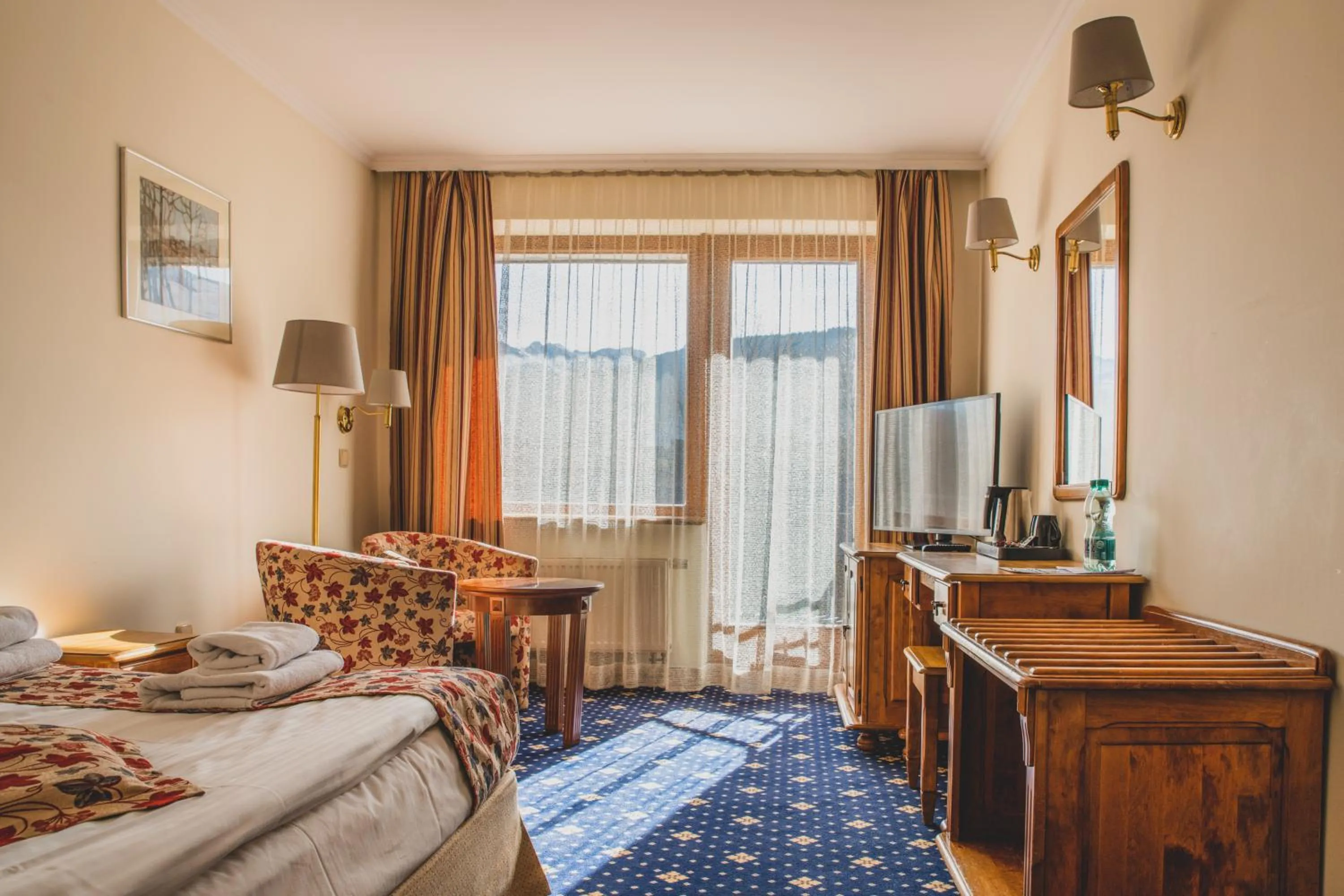 Photo of the whole room, Bed in Krupówki 40