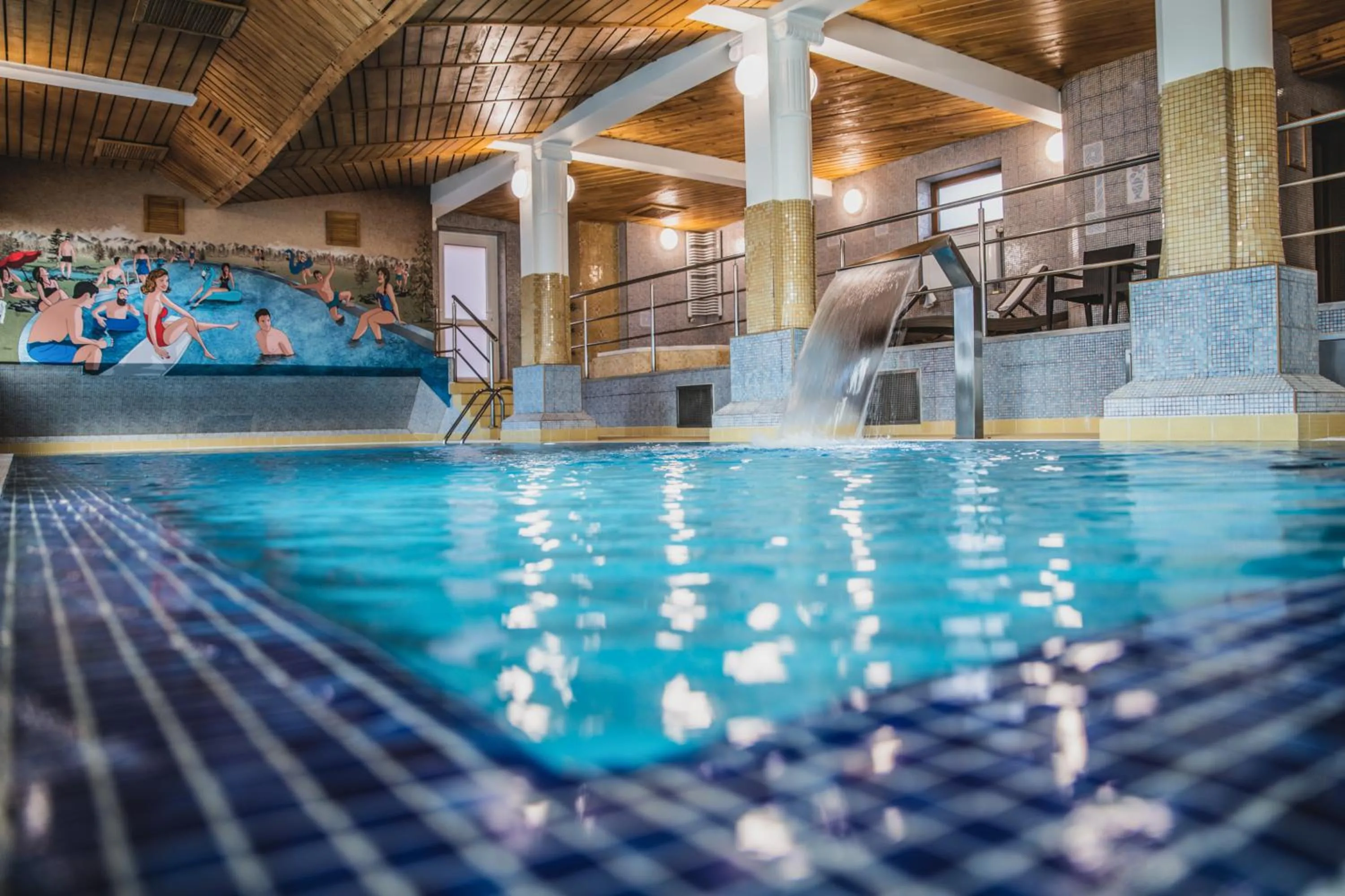 Swimming pool in Krupówki 40