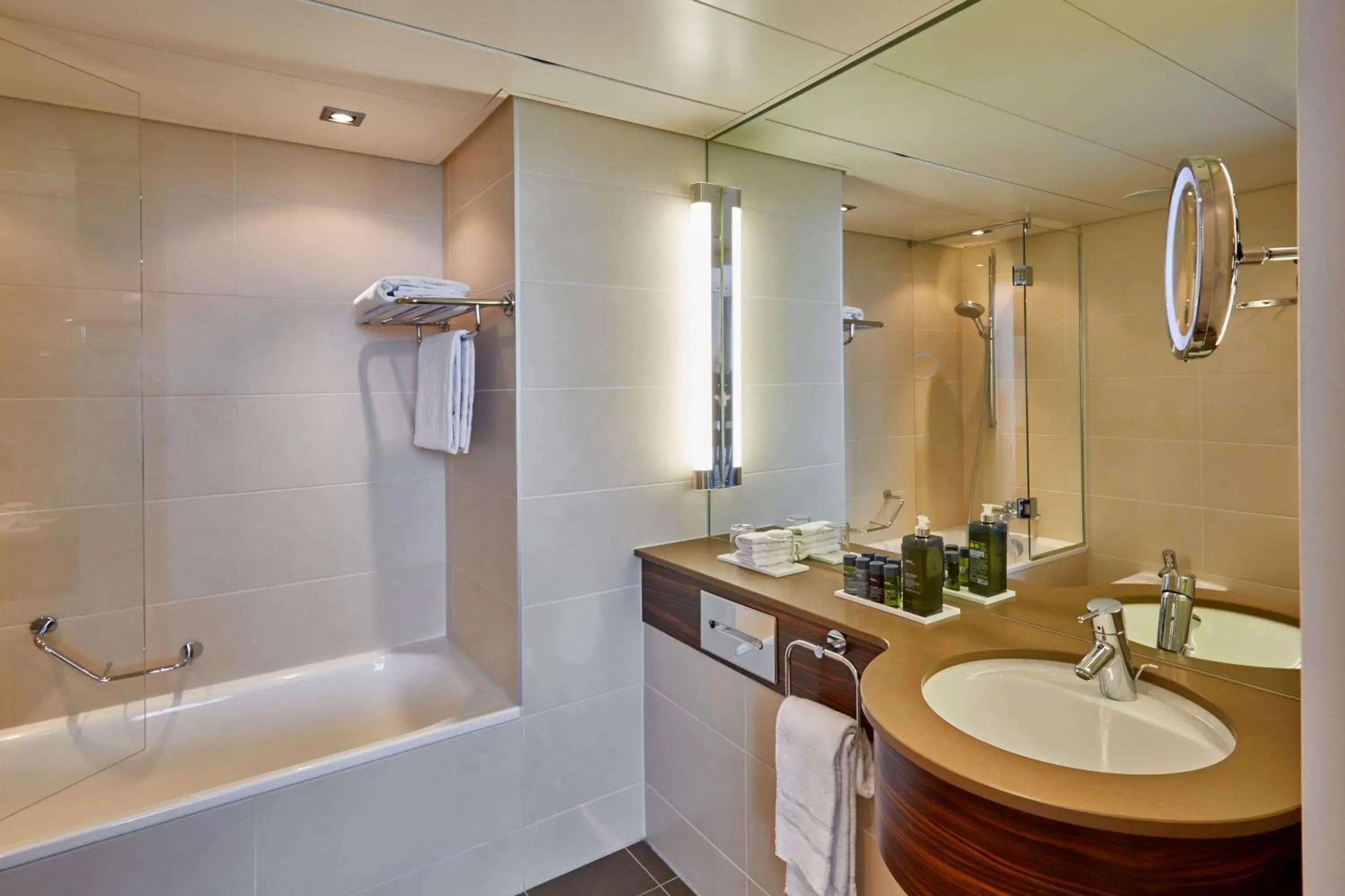 Bathroom in H4 Hotel Solothurn Bathroom in H4 Hotel Solothurn