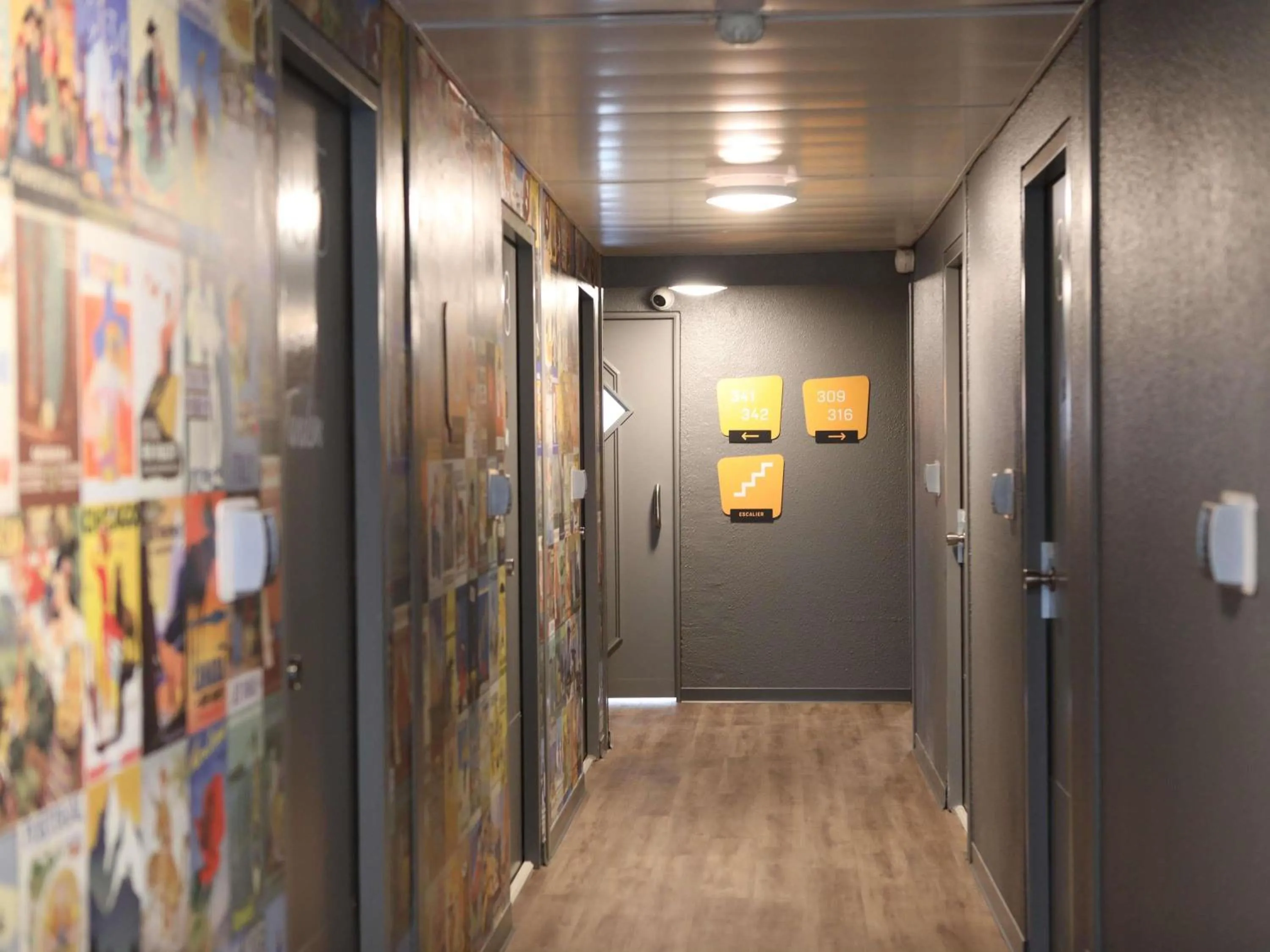 Property building in hotelF1 Orange Centre Echangeur A7 A9