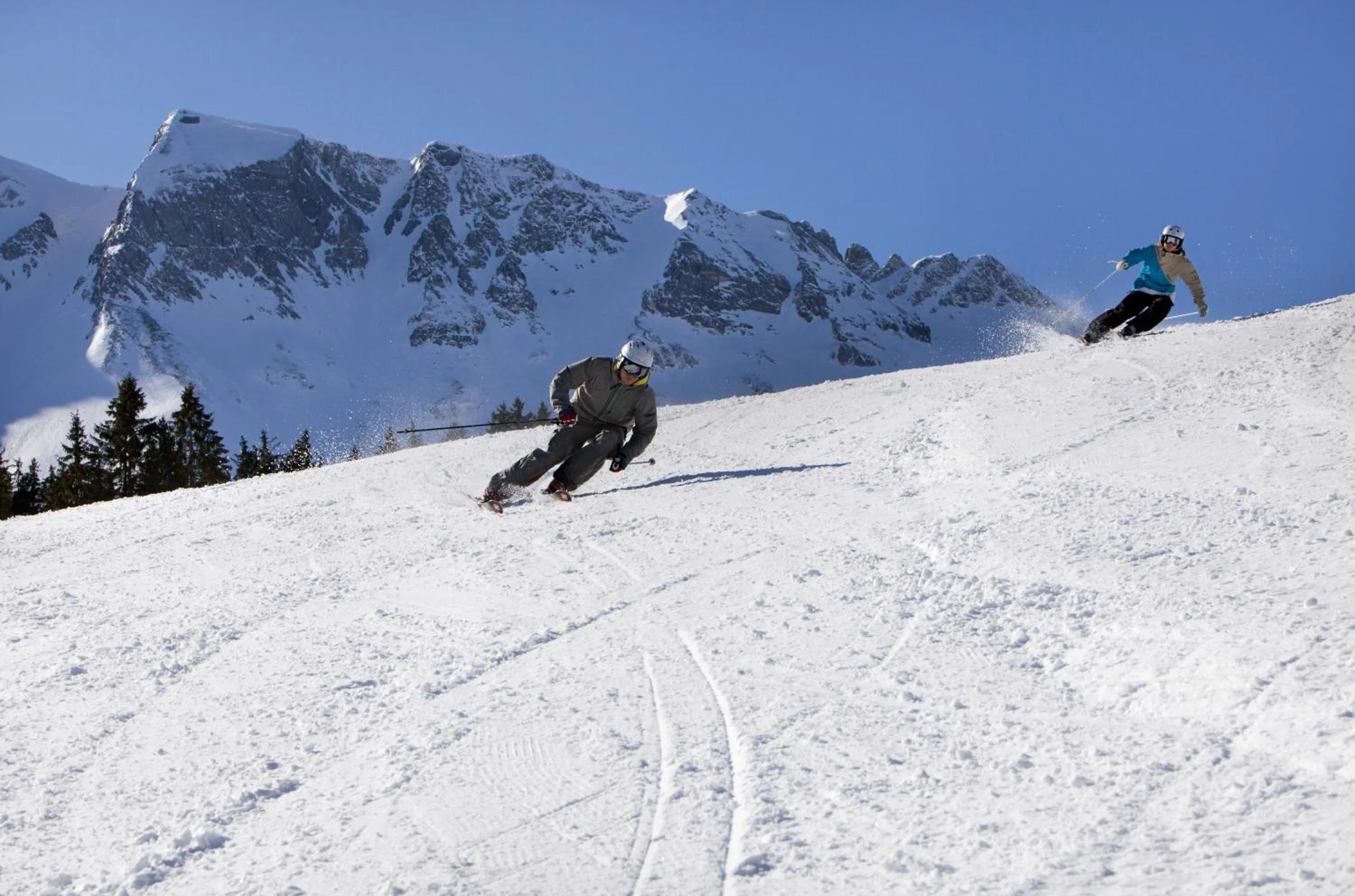 Skiing in Hotel Rischli