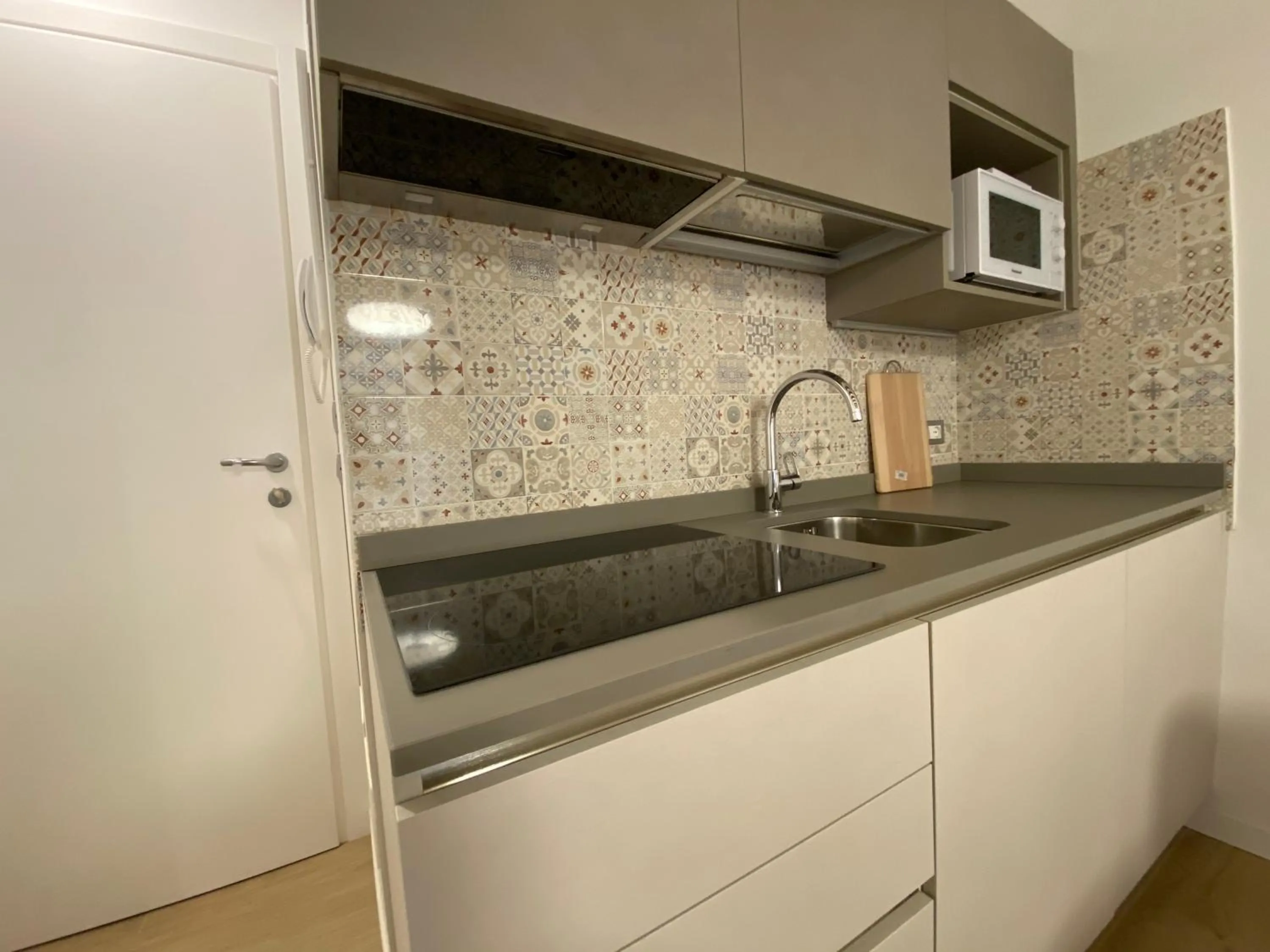 Suite House 4343 apartments