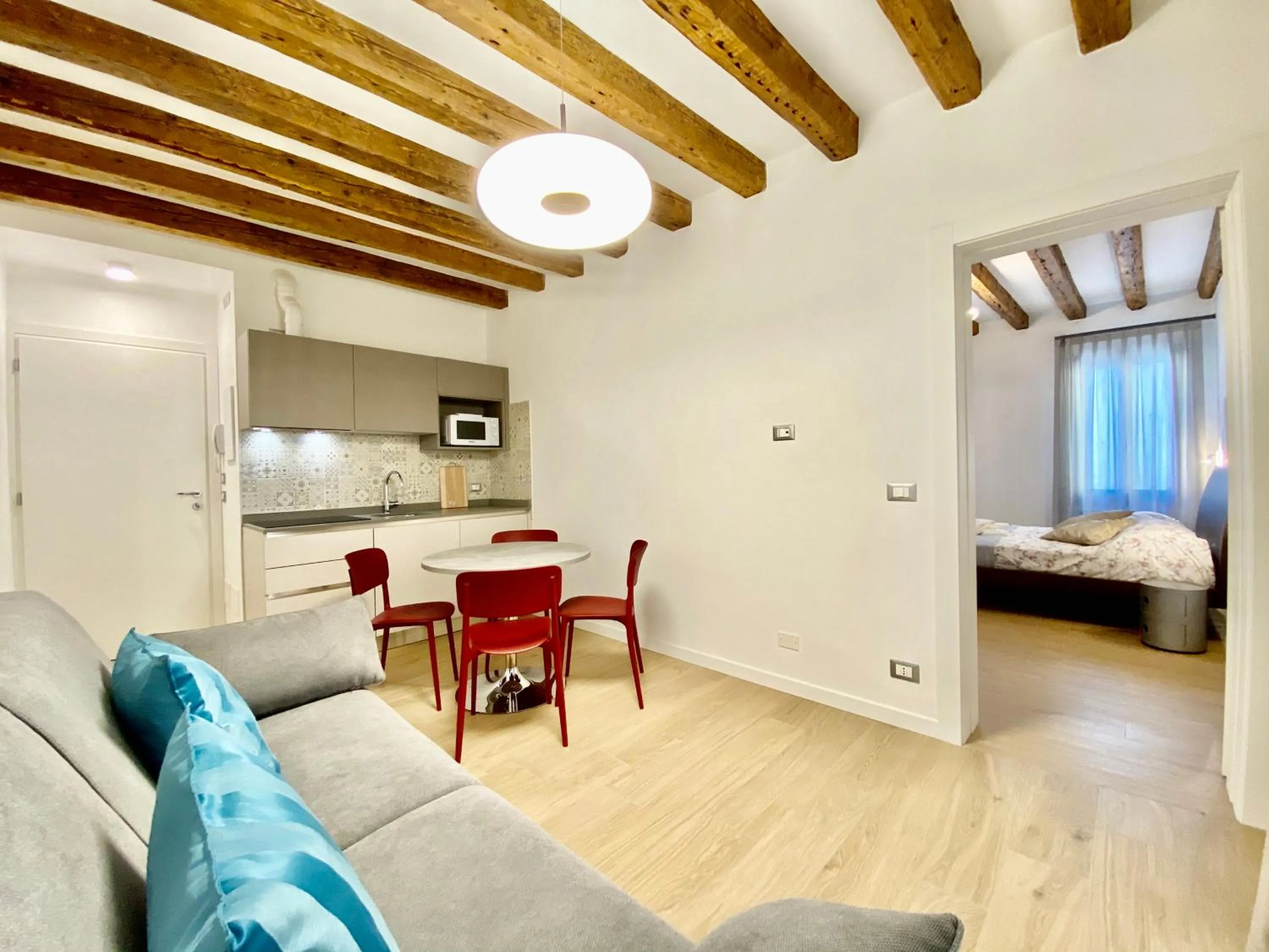 Bed in Suite House 4343 apartments