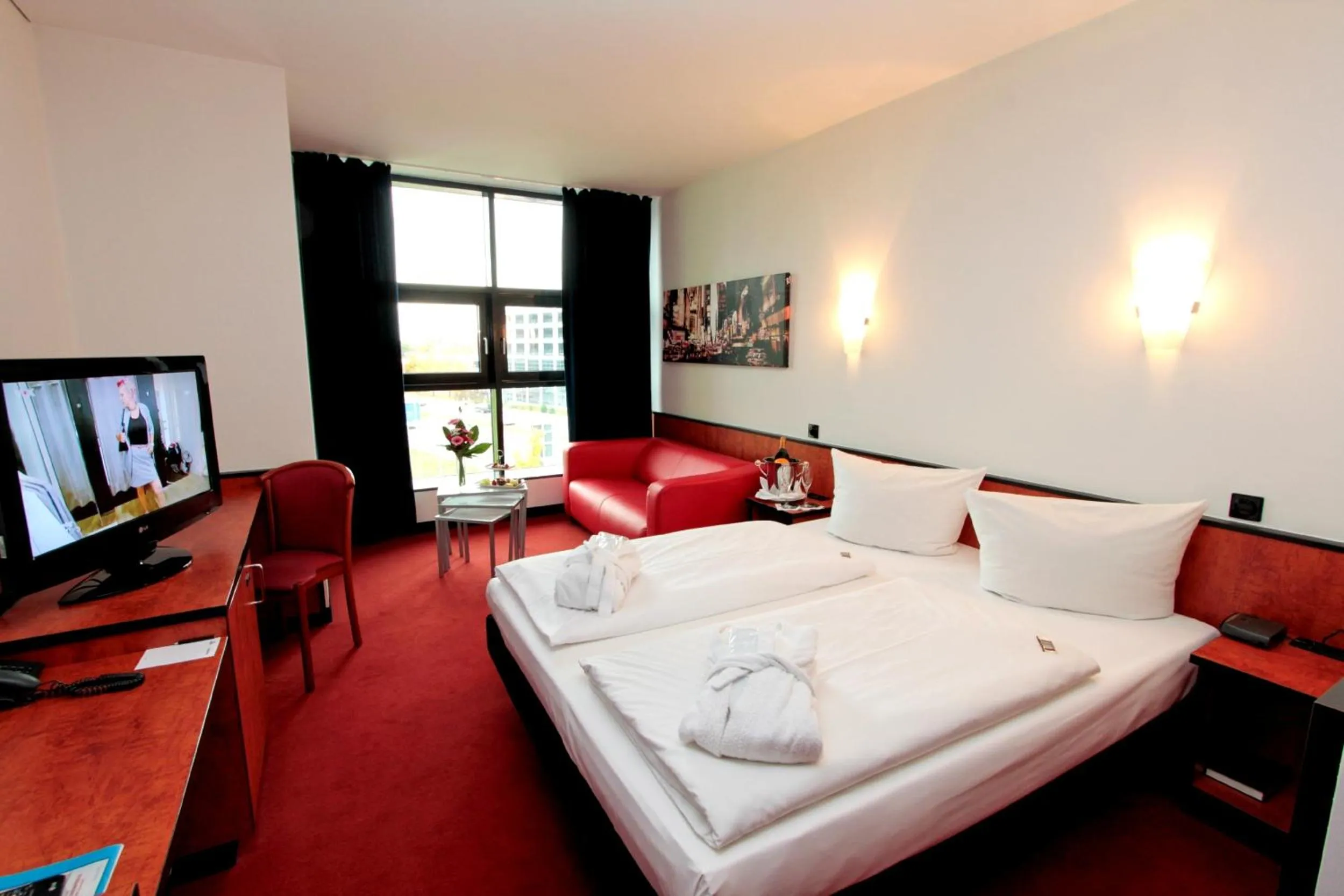 Day, Bed in Ara Hotel Comfort