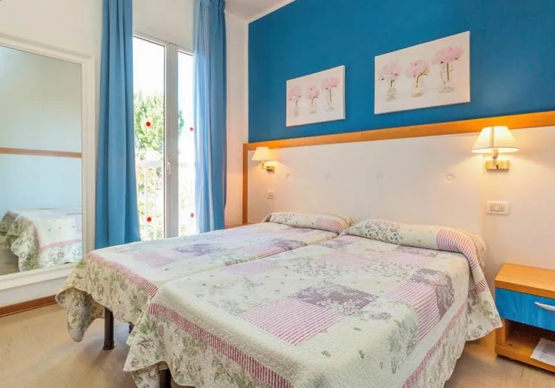 Bedroom, Bed in HOTEL D'ANNUNZIO