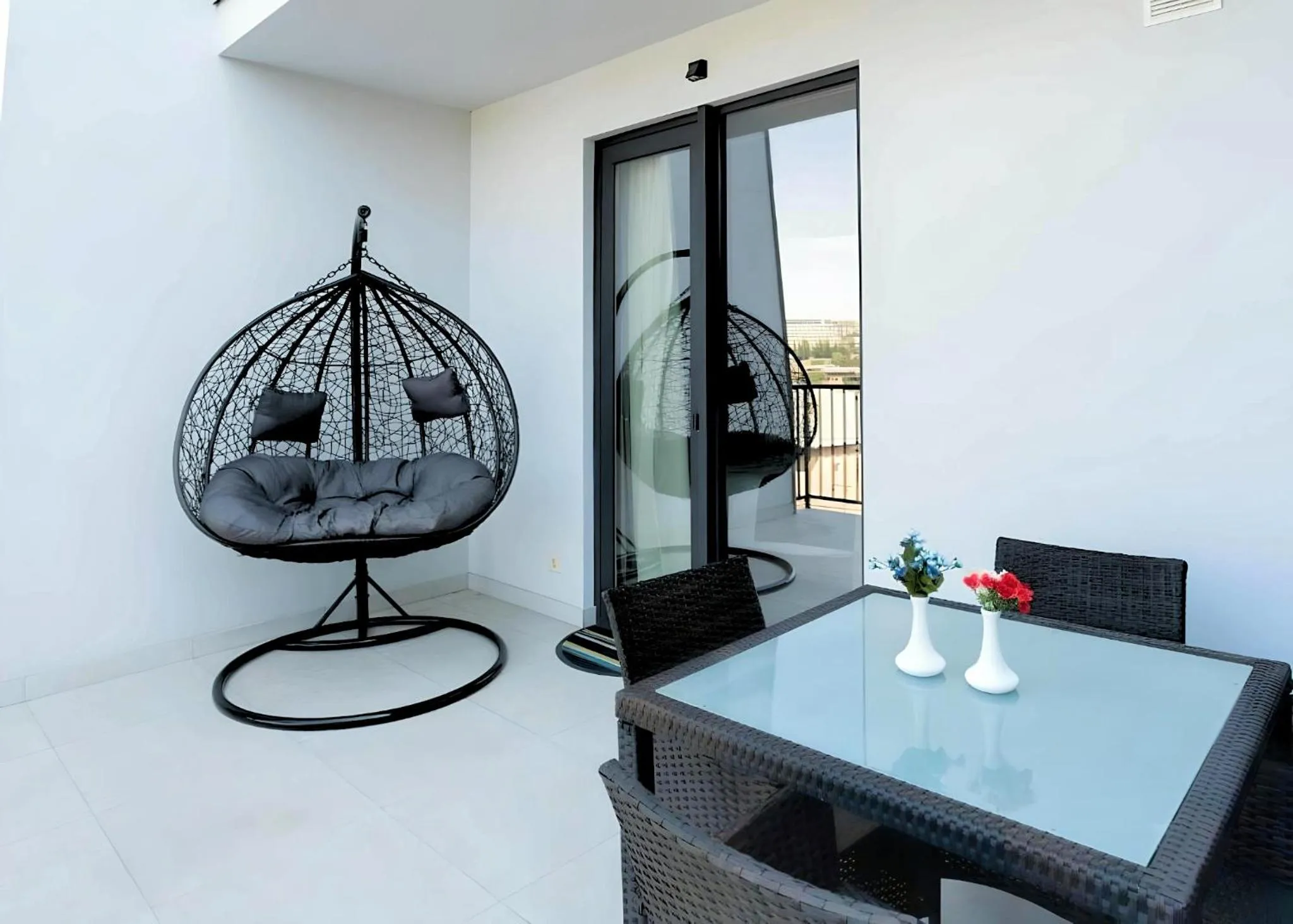 Day in Brooch Boutique Hotel