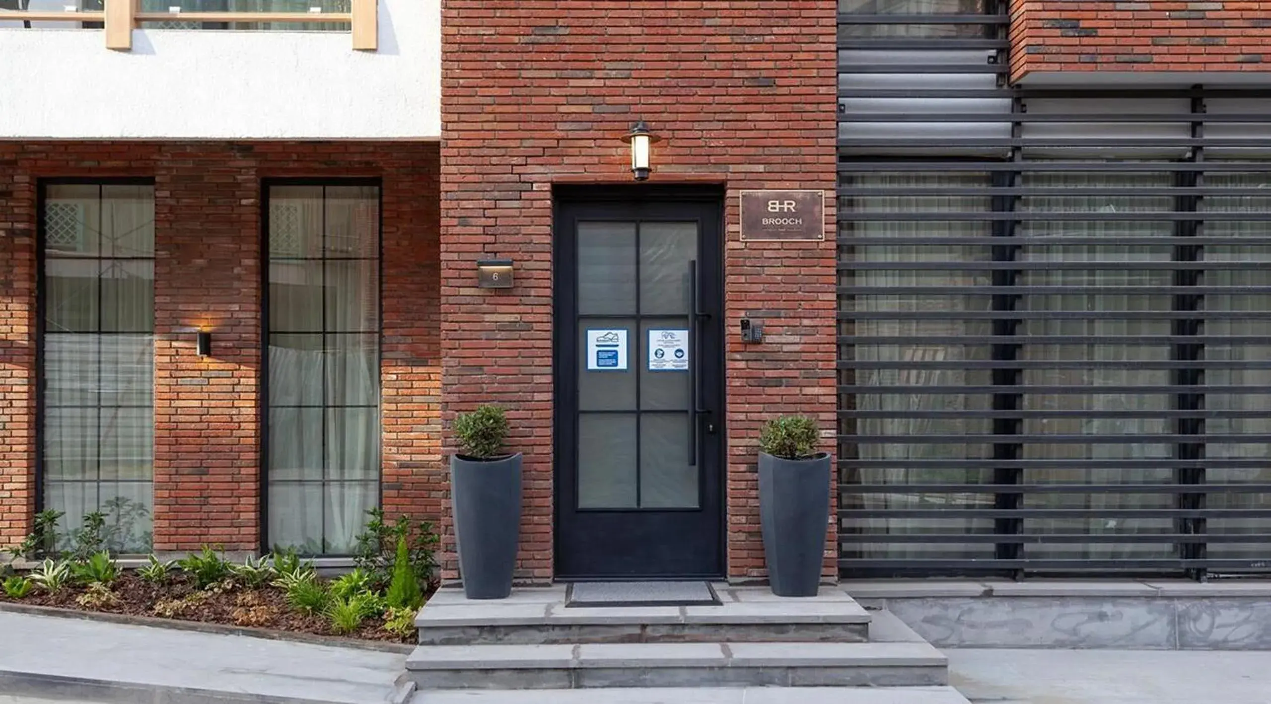 Property building in Brooch Boutique Hotel Property building in Brooch Boutique Hotel