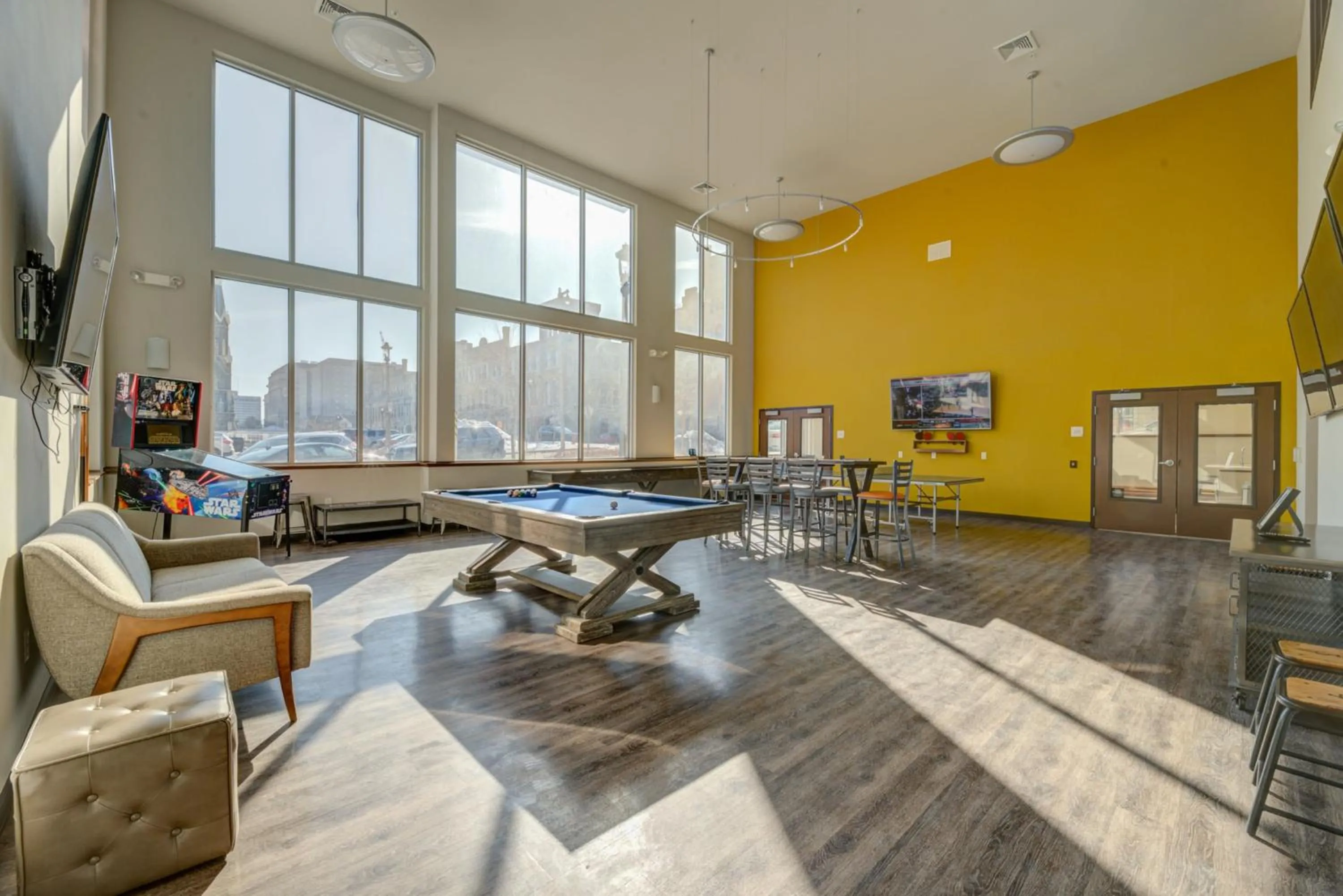 Area and facilities in Kasa Westown Milwaukee