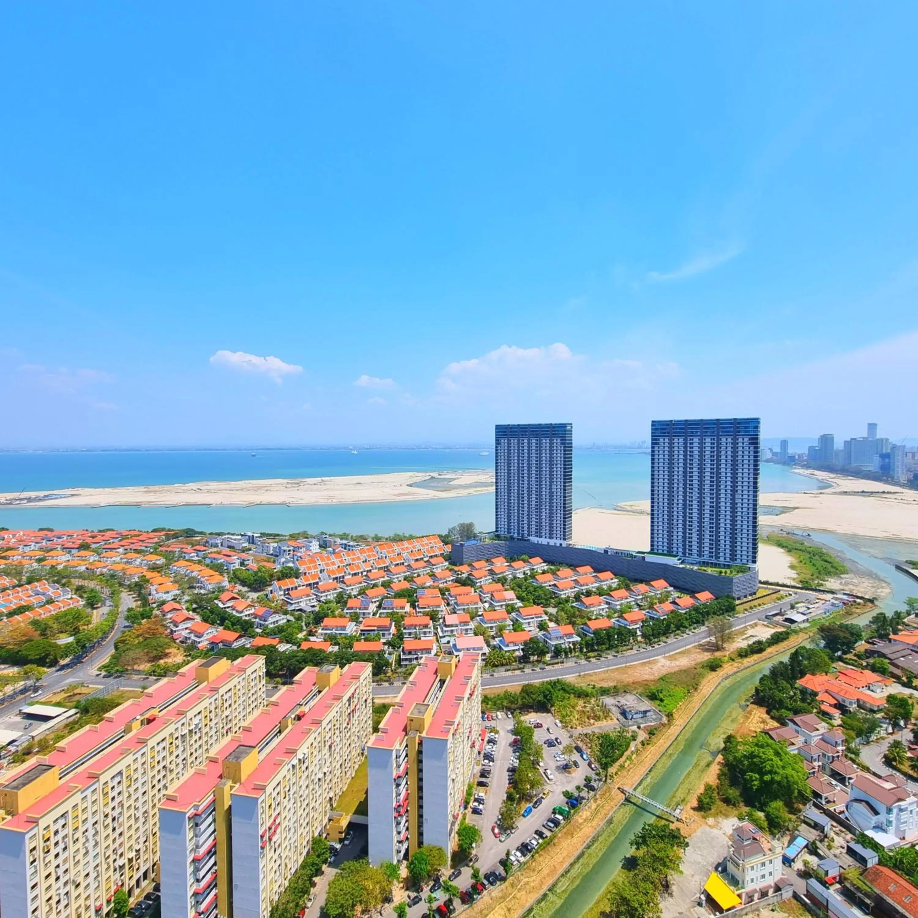 Bird's eye view in The Landmark by Comfy