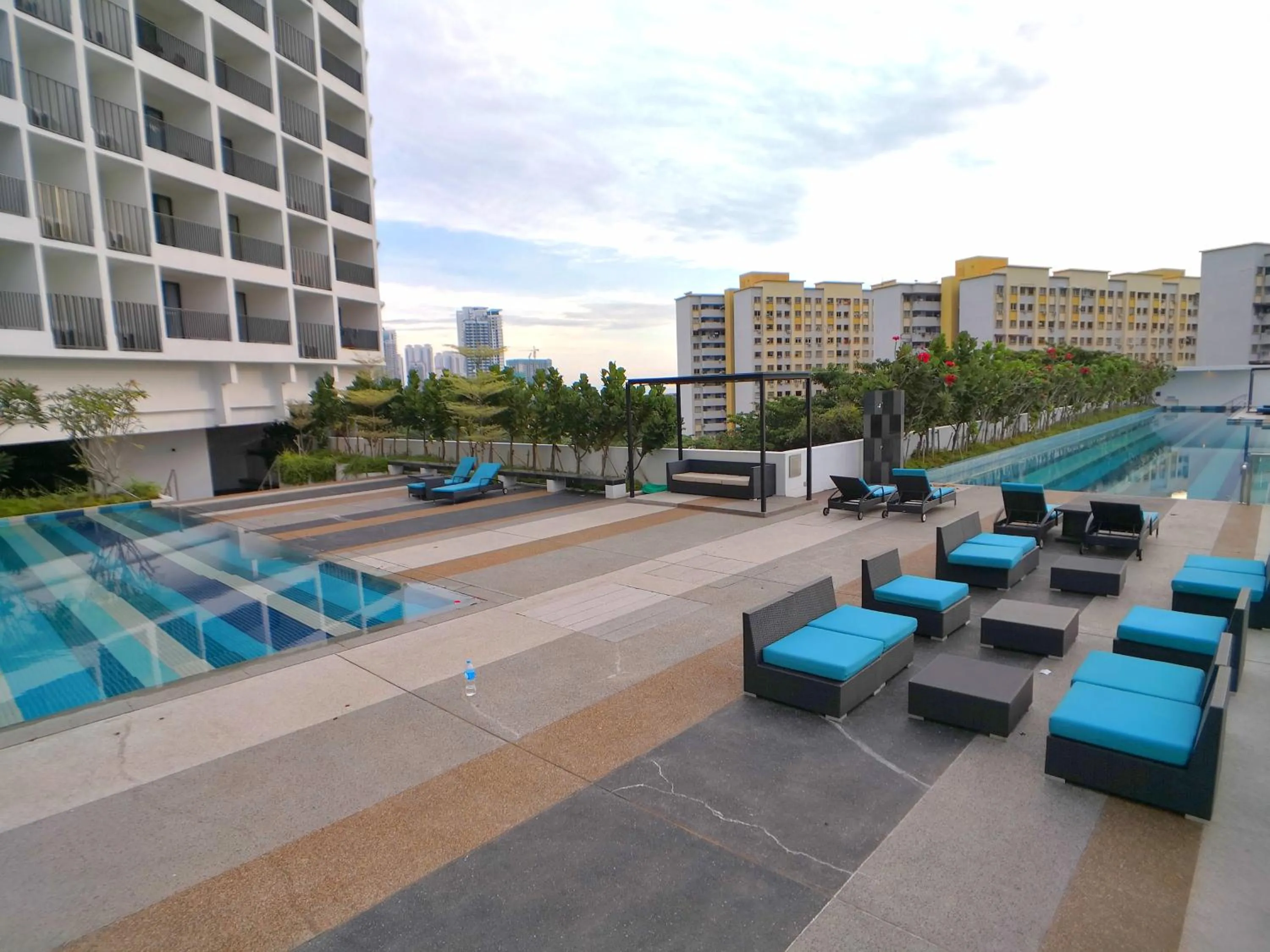 The Landmark by Comfy