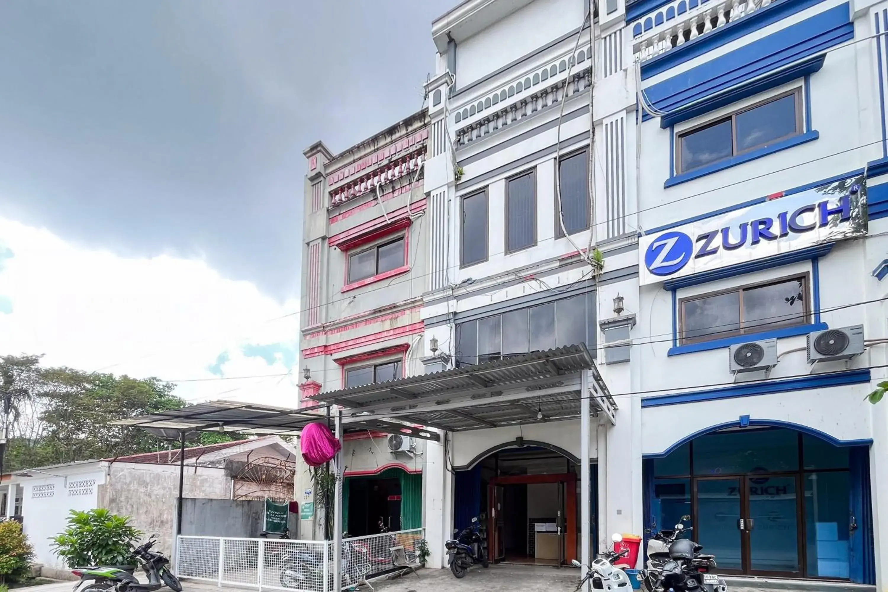 Facade/entrance in Good Sleep 1 RedPartner Facade/entrance in Good Sleep 1 RedPartner