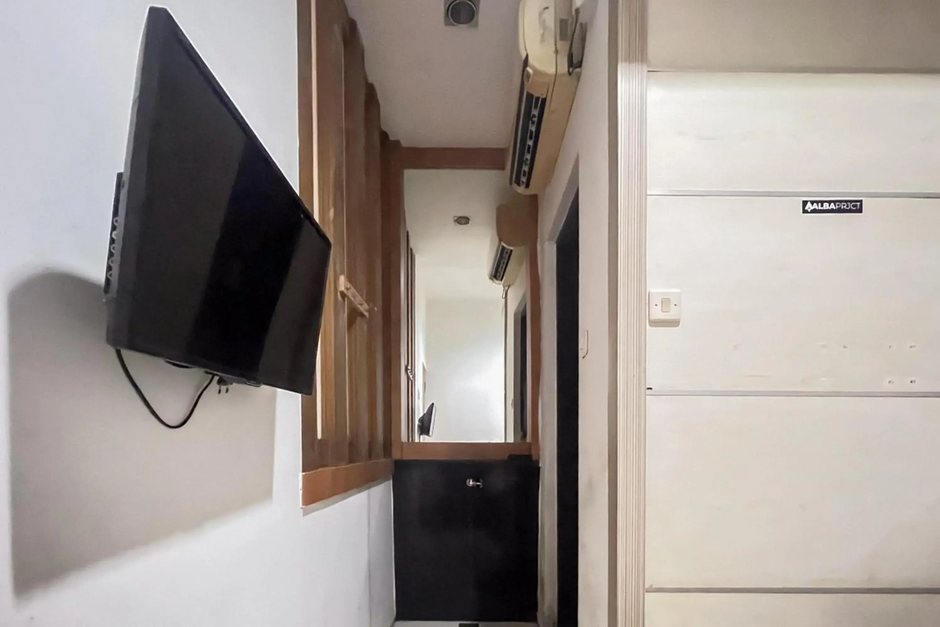 TV and multimedia in Good Sleep 1 RedPartner TV and multimedia in Good Sleep 1 RedPartner