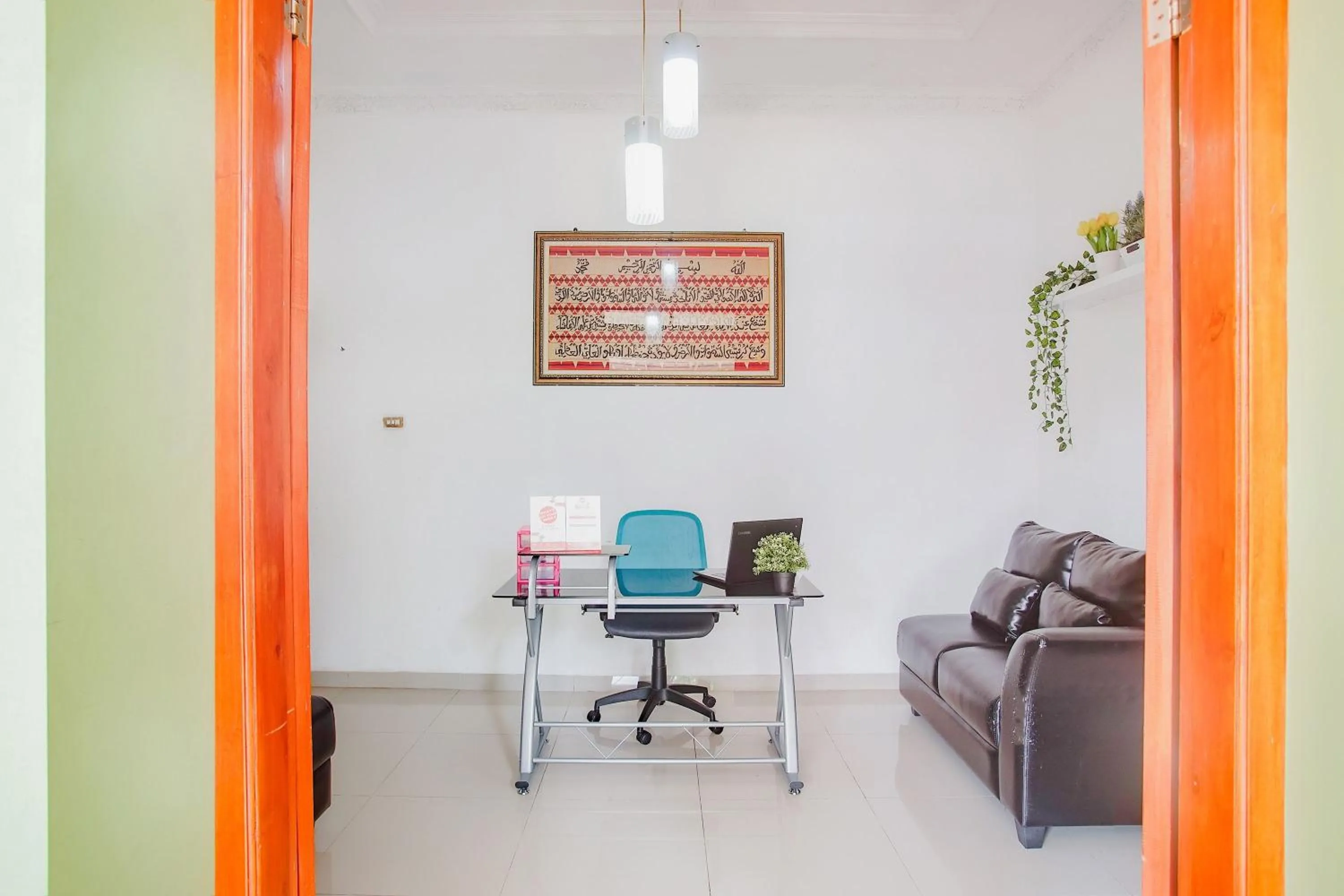 Lobby or reception in Hotel O Wisma Bambu Syariah