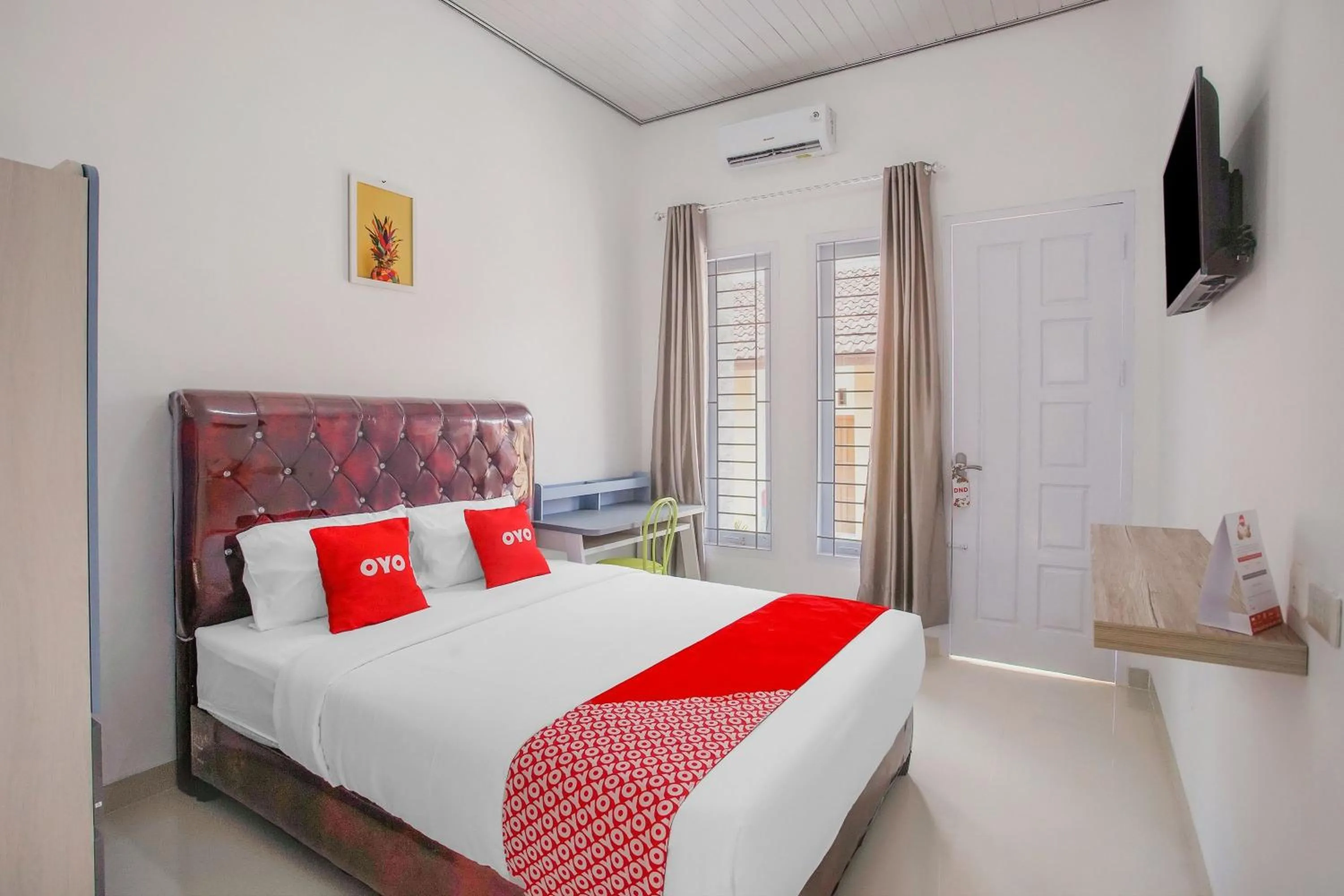 Photo of the whole room, Bed in Hotel O Wisma Bambu Syariah