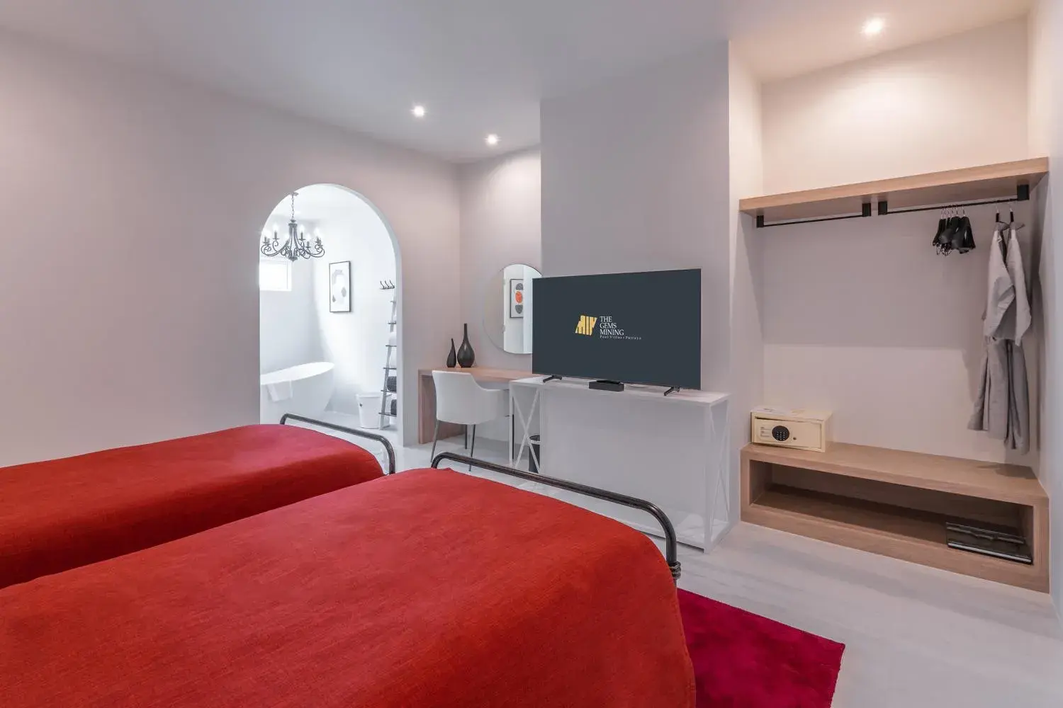 TV and multimedia, Bed in The Gems Mining Pool Villas Pattaya TV and multimedia, Bed in The Gems Mining Pool Villas Pattaya