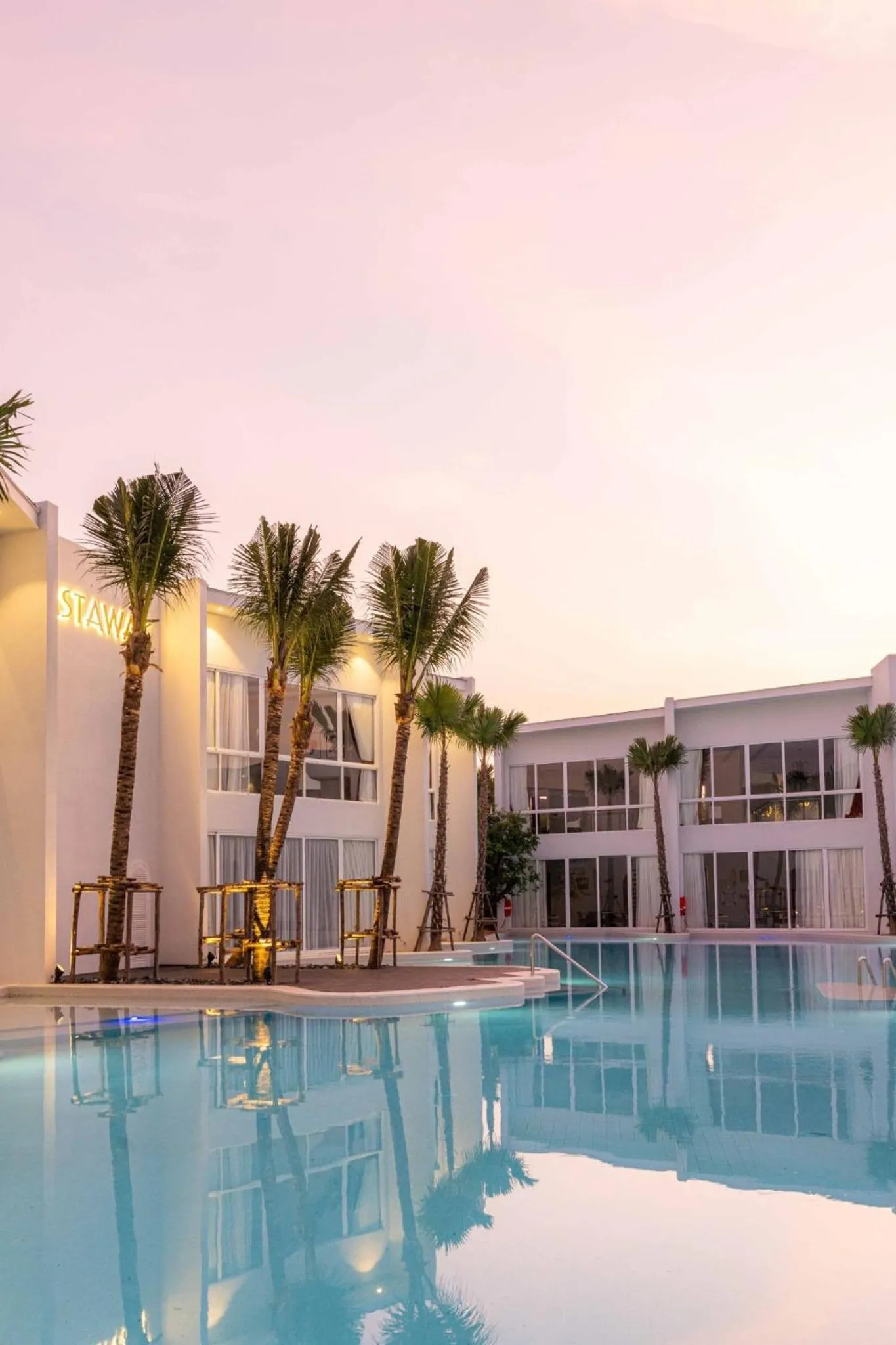 Swimming pool in The Gems Mining Pool Villas Pattaya