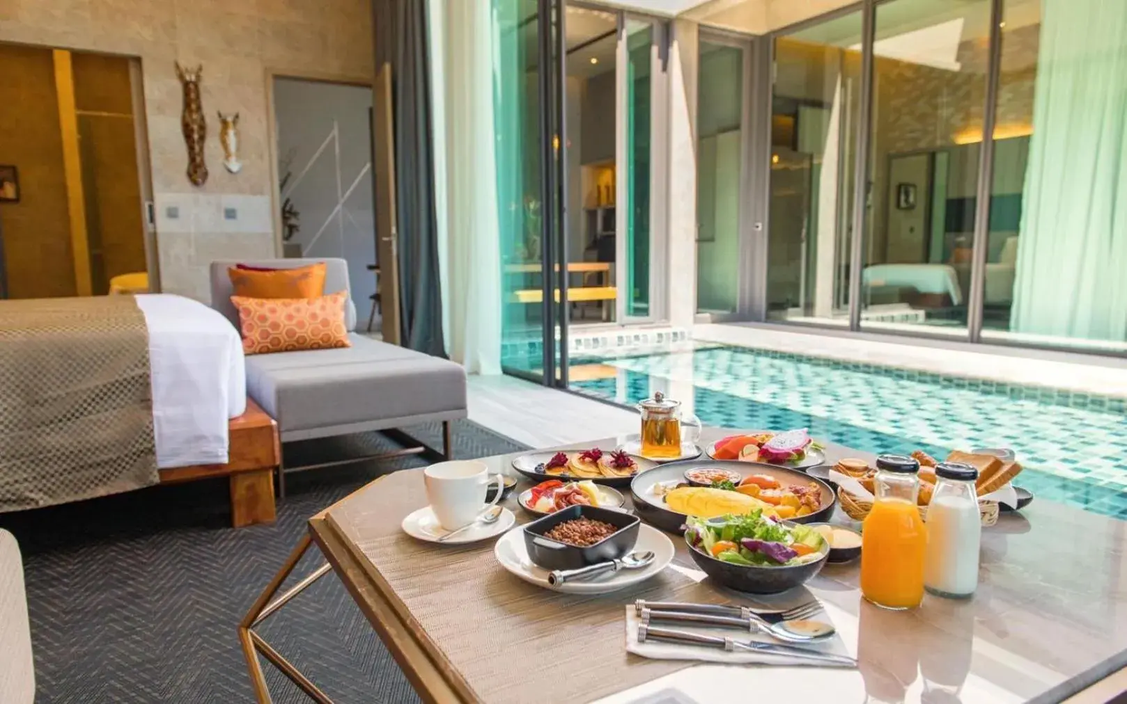 Breakfast, Bed in The Gems Mining Pool Villas Pattaya Breakfast, Bed in The Gems Mining Pool Villas Pattaya