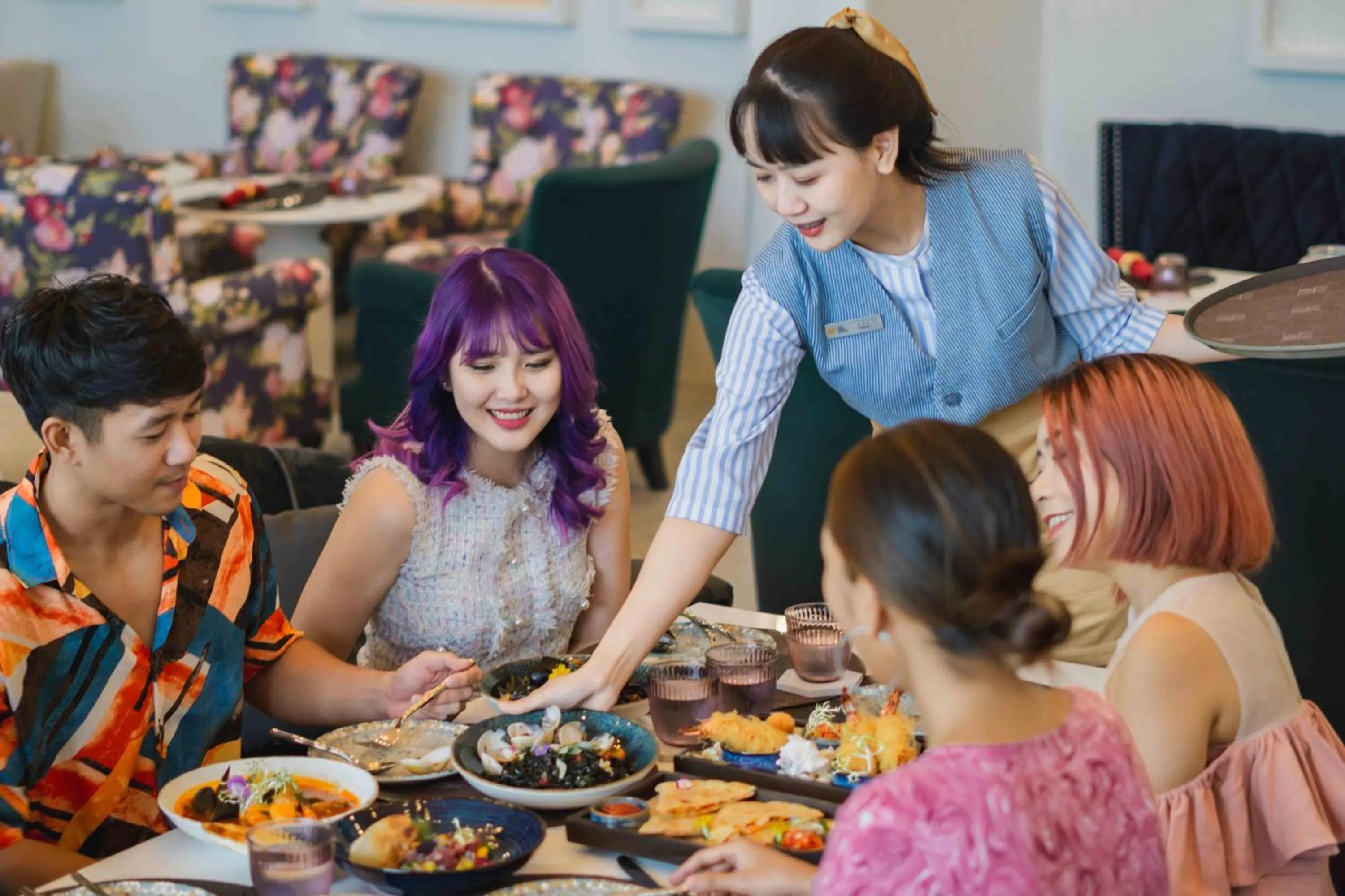 Restaurant/places to eat in The Gems Mining Pool Villas Pattaya