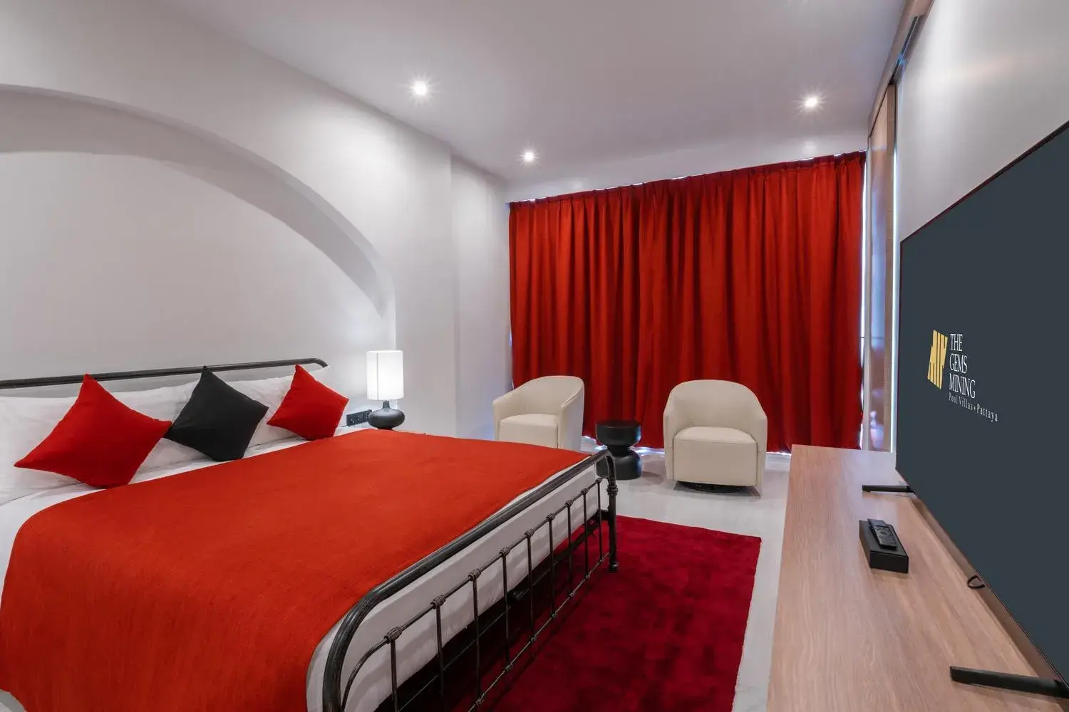 Bed in The Gems Mining Pool Villas Pattaya Bed in The Gems Mining Pool Villas Pattaya