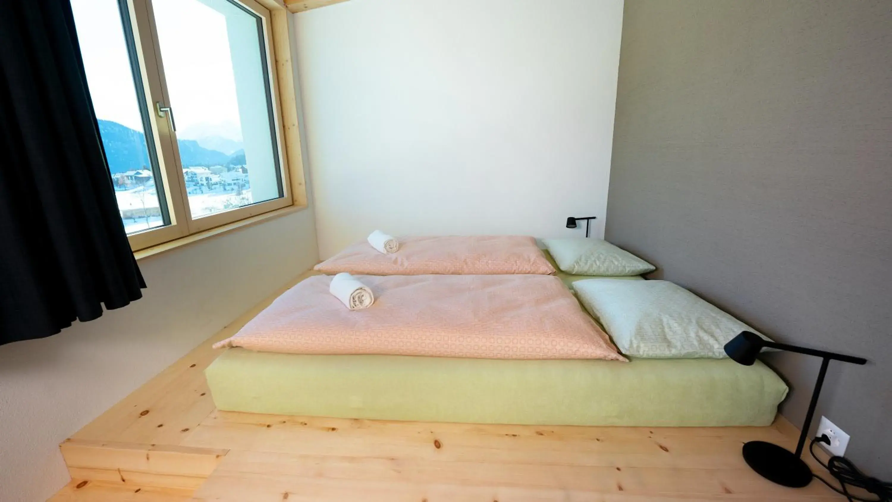 Single Room with Shower - incl. Spa Access in Laax wellnessHostel3000 Single Room with Shower - incl. Spa Access in Laax wellnessHostel3000