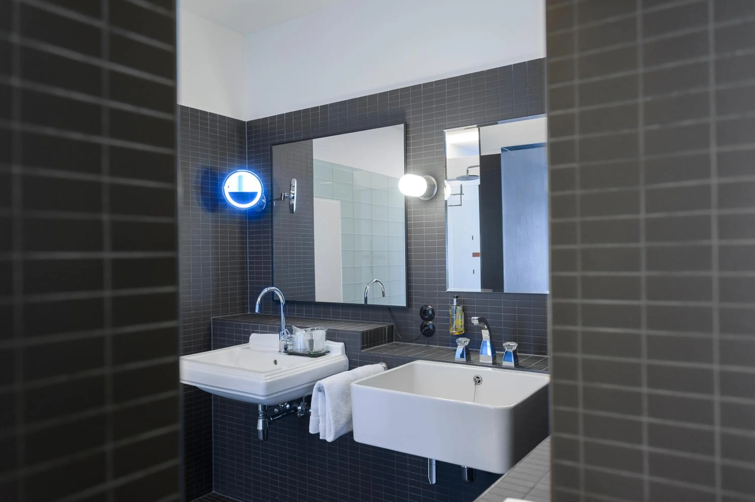 Bathroom in Teaching Hotel