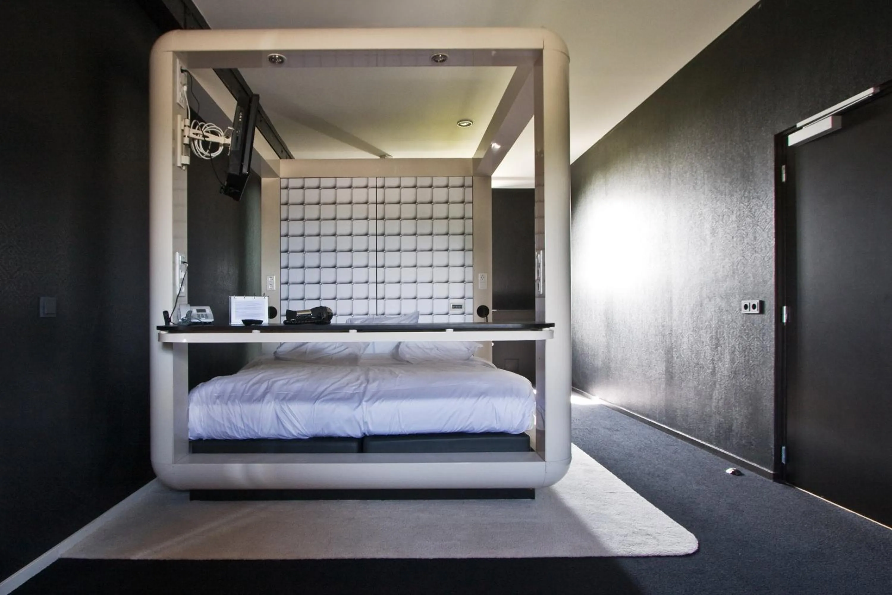 Bed in Teaching Hotel