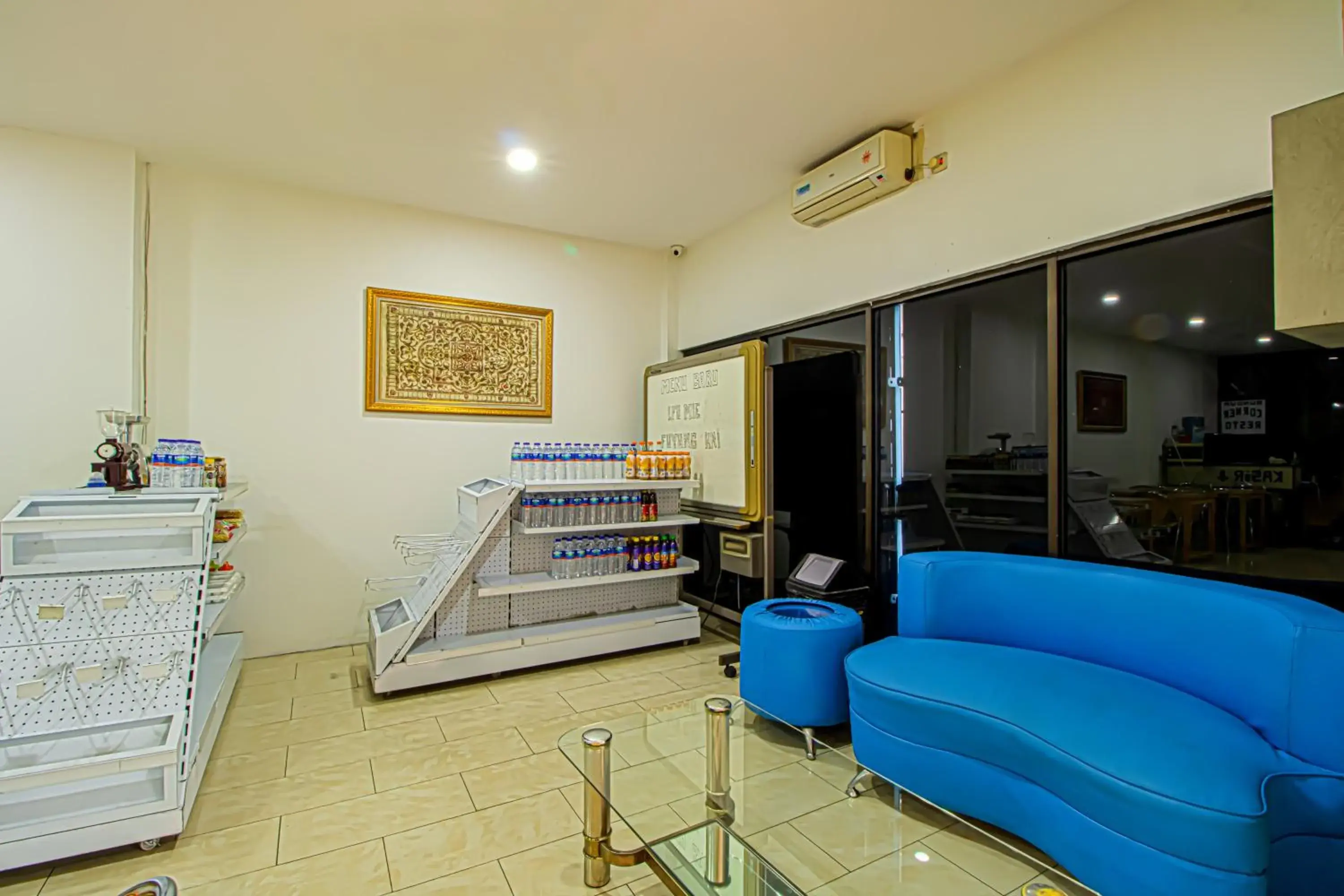 Lobby or reception in Bungur Inn Syariah Lobby or reception in Bungur Inn Syariah