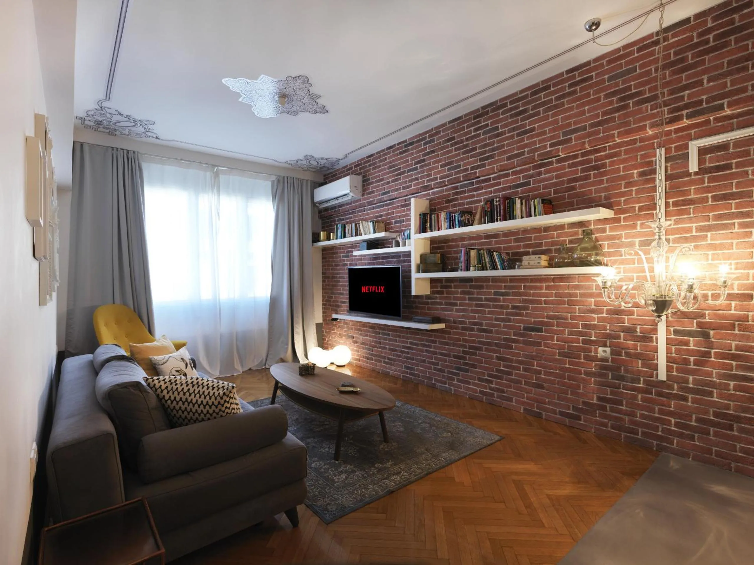 Athenian Apartment in the center with Jacuzzi