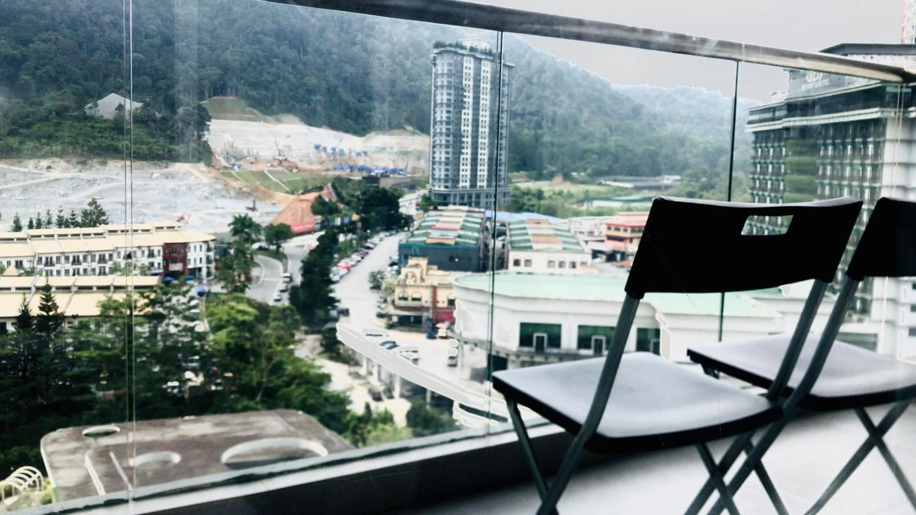 Landmark view in Genting Premium Suite Windmill Upon Hills by JAz Home Suites