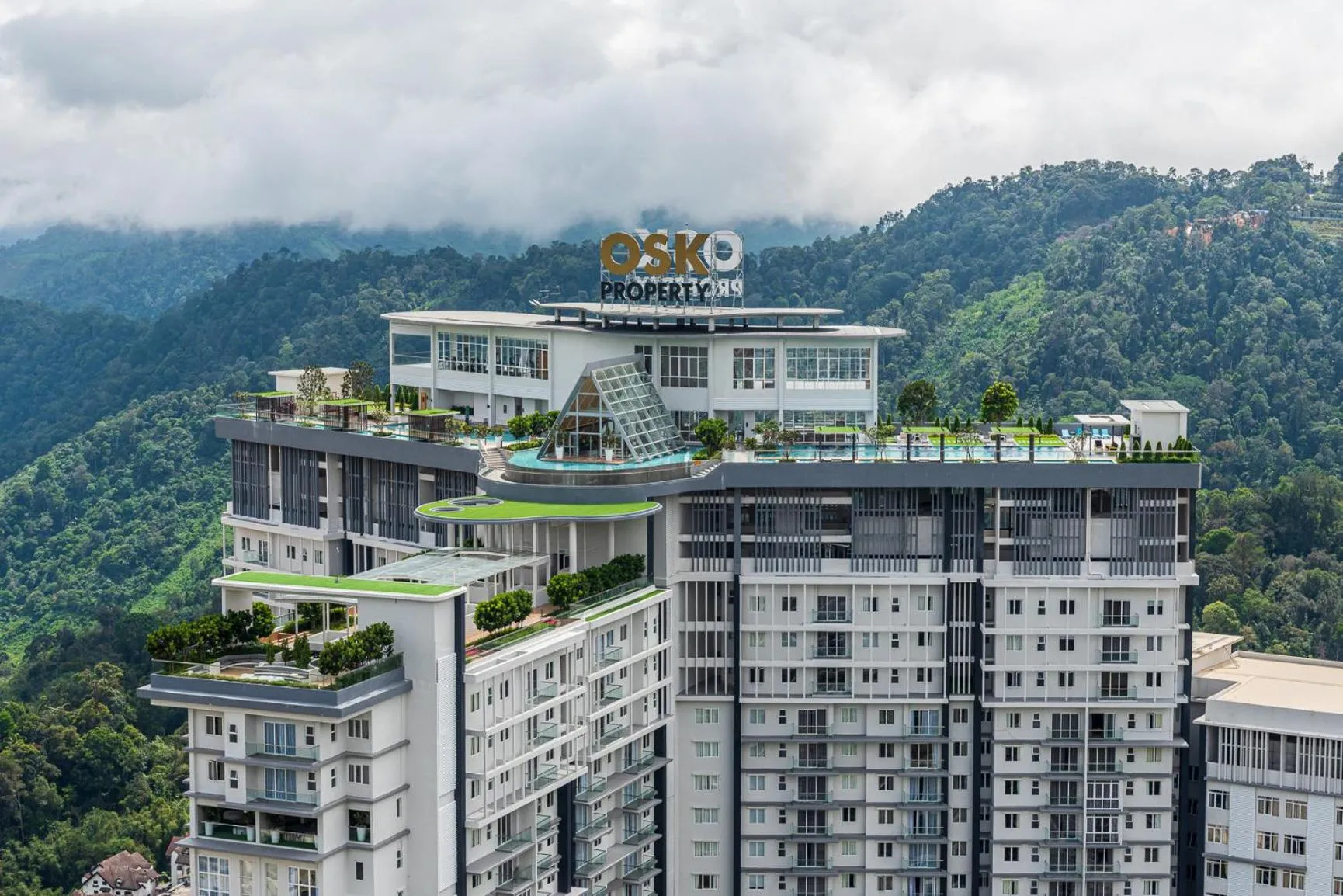 Bird's eye view in Genting Premium Suite Windmill Upon Hills by JAz Home Suites