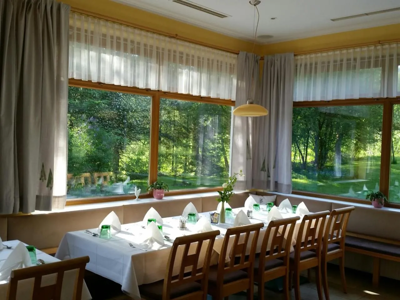 Restaurant/places to eat in Sporthotel Grünau - Wimmergreuth