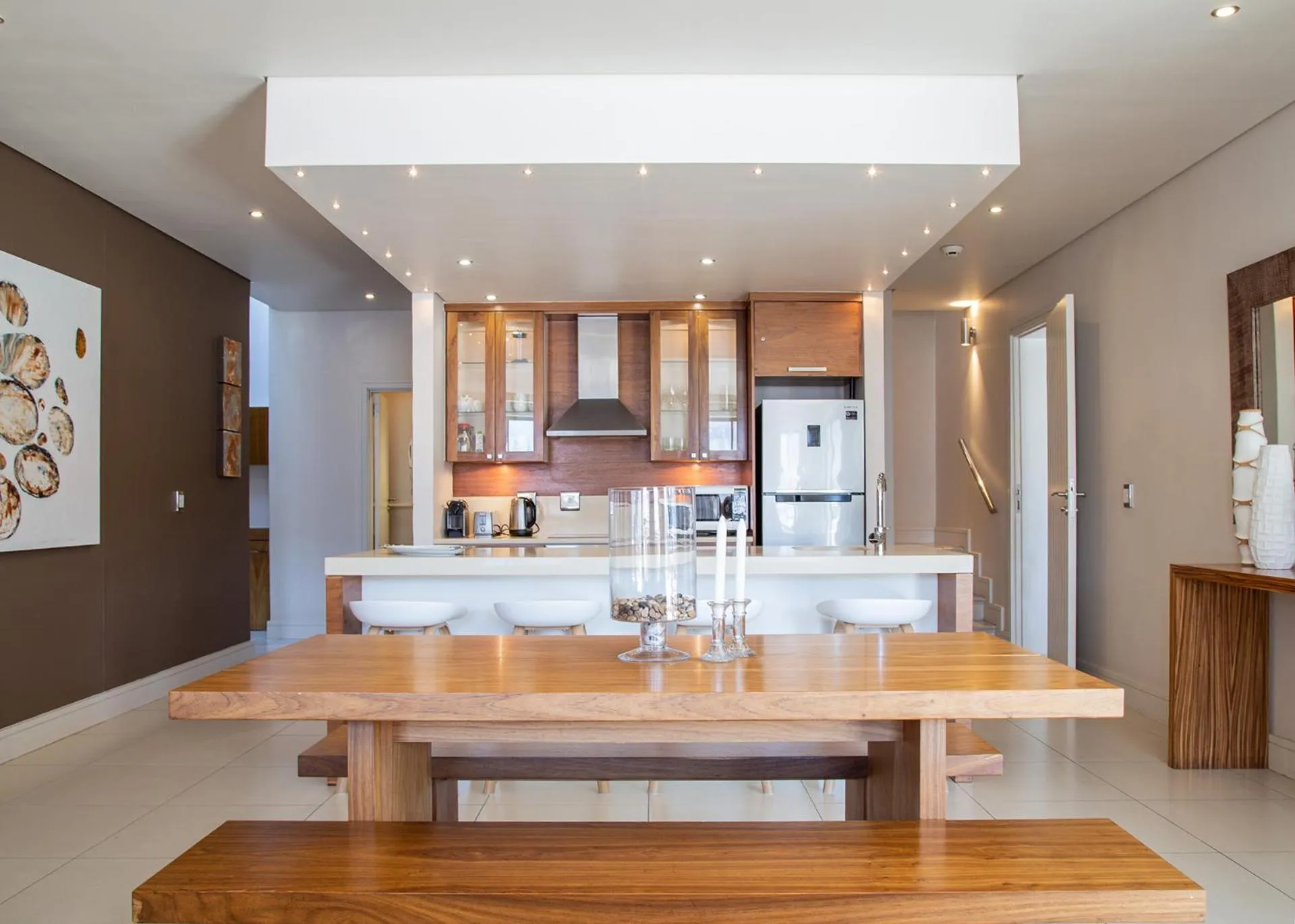 Marine Square Luxury Suites