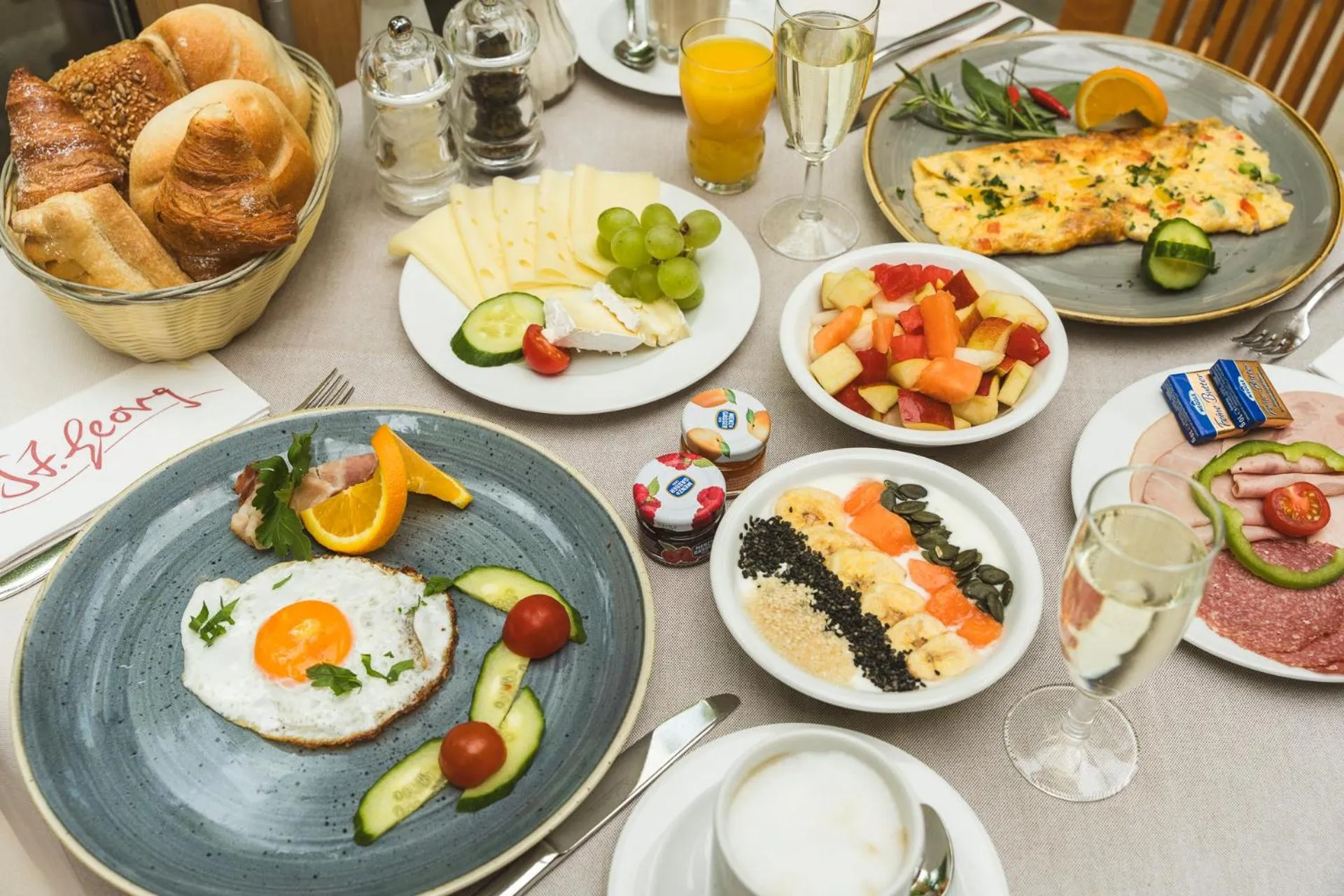 Food and drinks in Hotel St. Georg