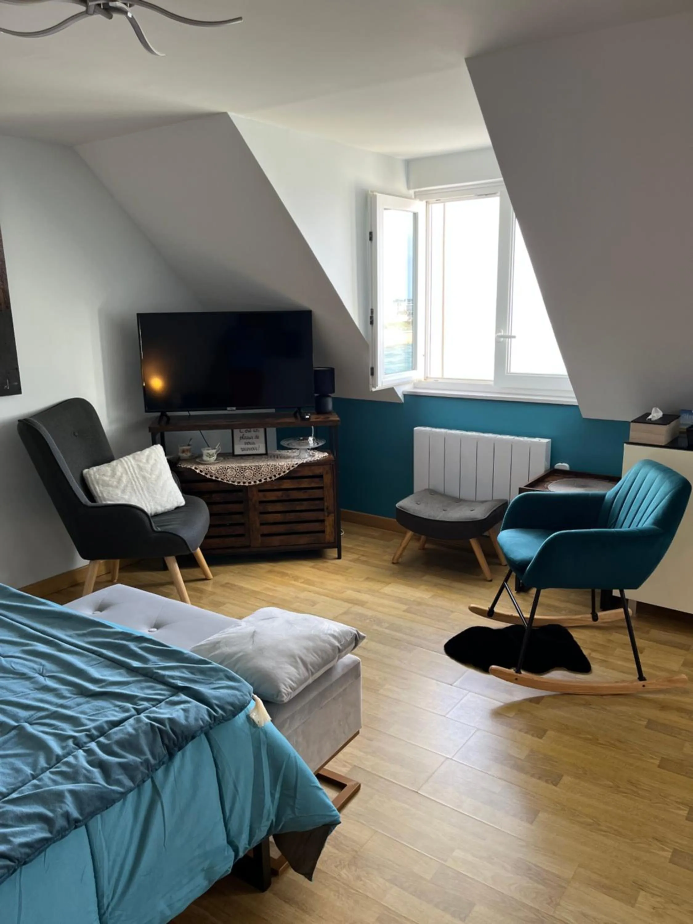 Bed in Rose d'Écumes