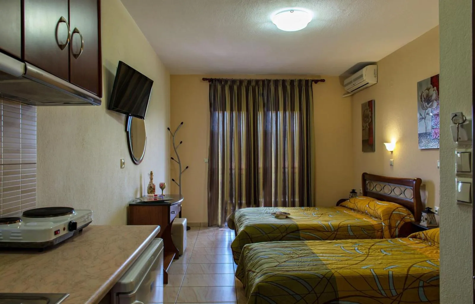 Fotini House
