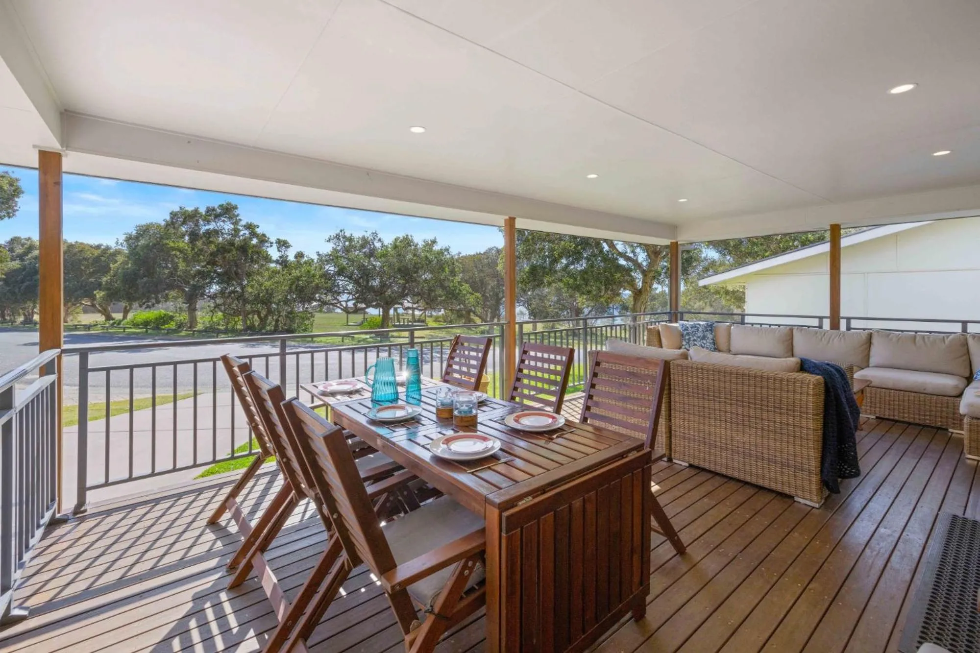 Little Beach Bungalow - at Bartlett's