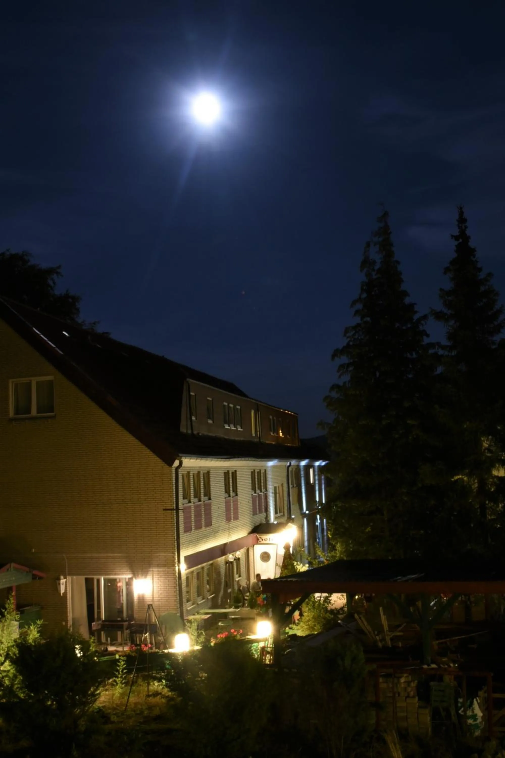 Inner courtyard view in Hotel Harsshof