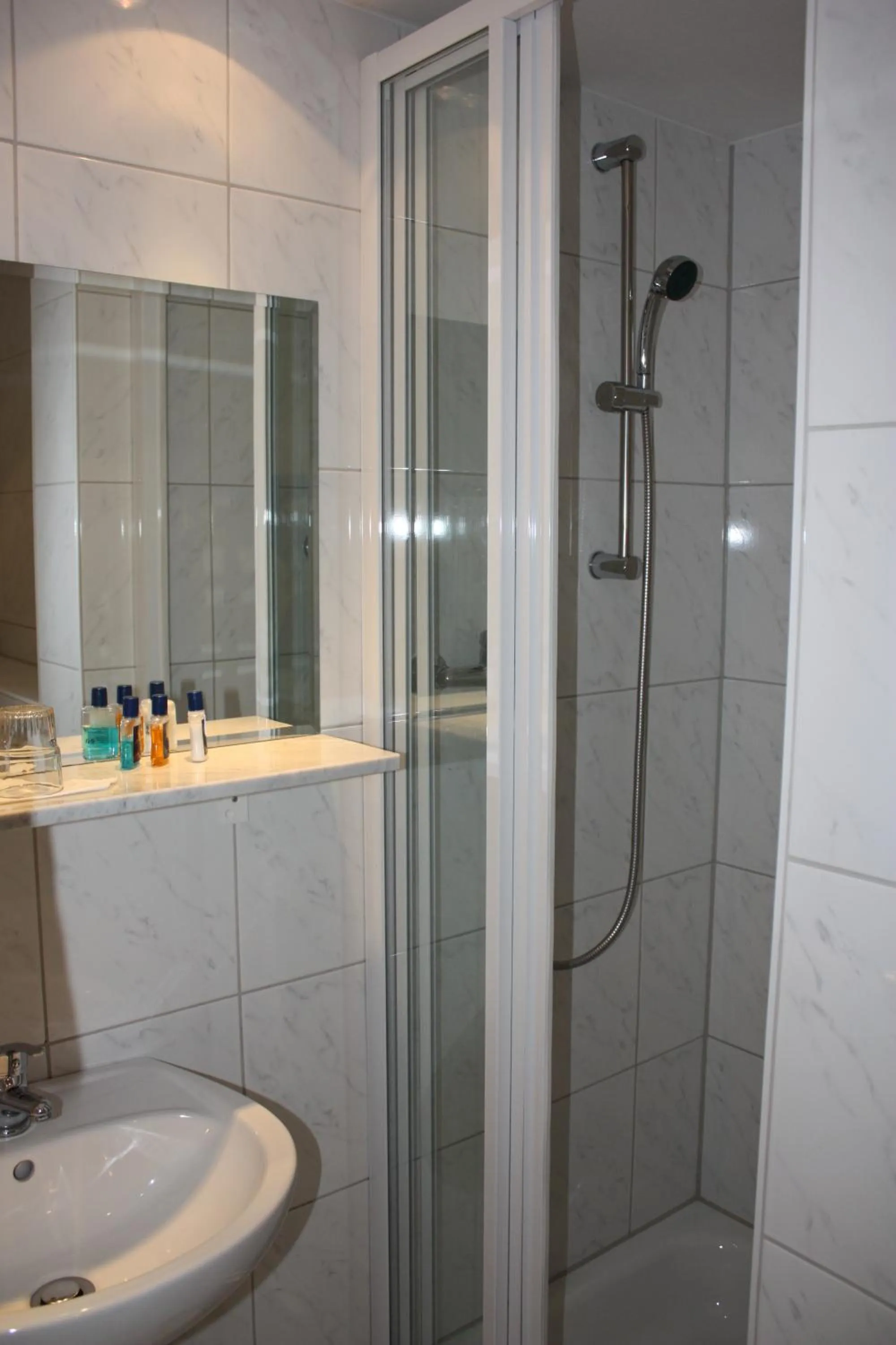 Bathroom in Hotel Römerhafen