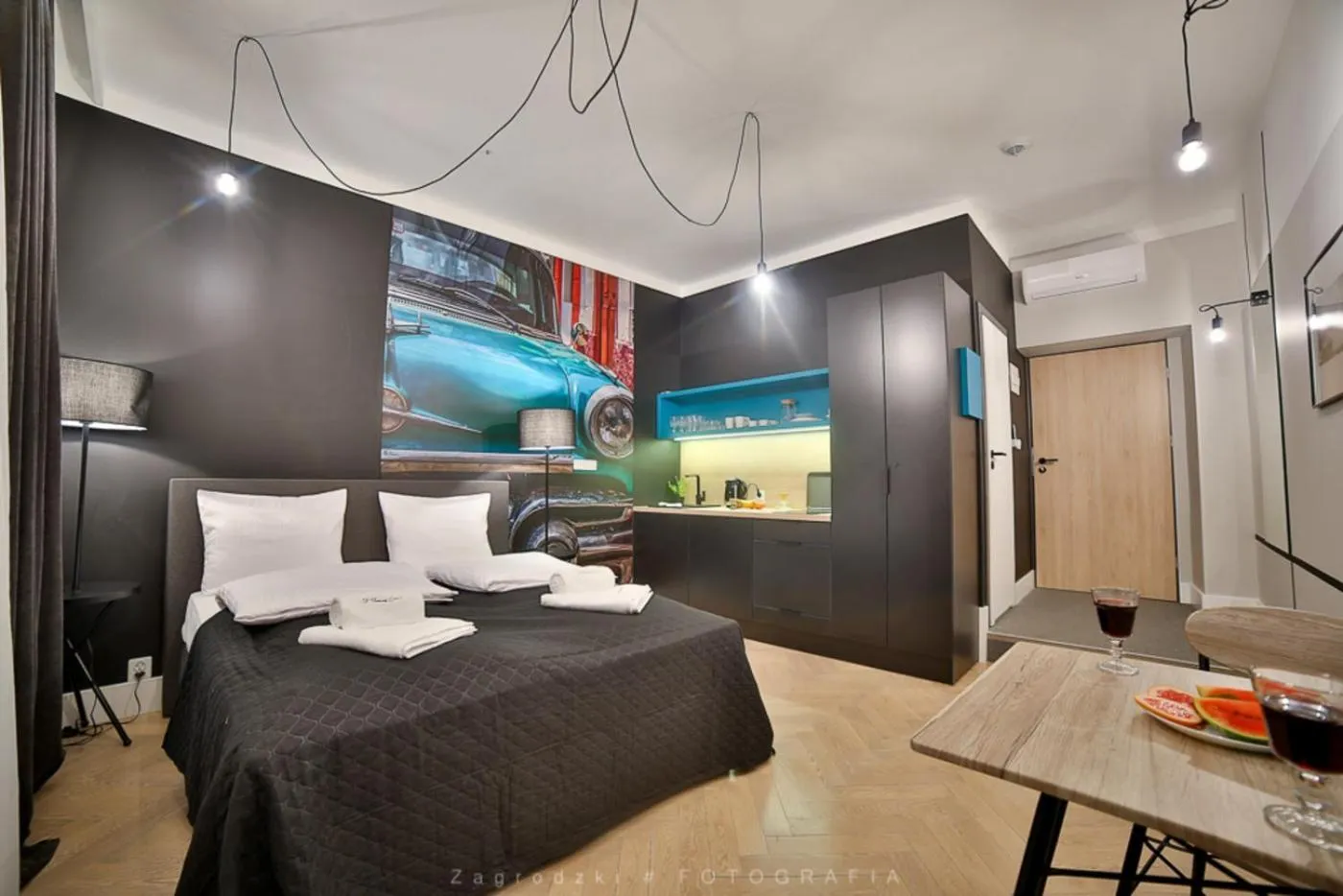 Bed in Saint Thomas Corner - by Upstairs