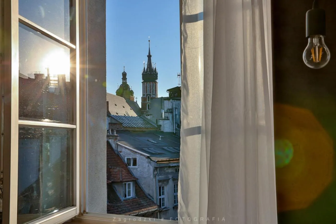 Day in Saint Thomas Corner - by Upstairs