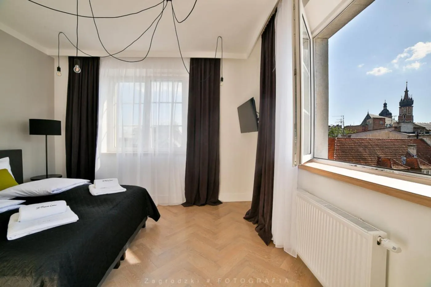 Bed in Saint Thomas Corner - by Upstairs